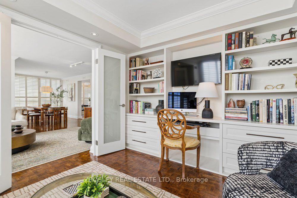 Photo 11 of Unit 915, 268 Ridley Boulevard, Toronto, Bedford Park-Nortown — HOMEH