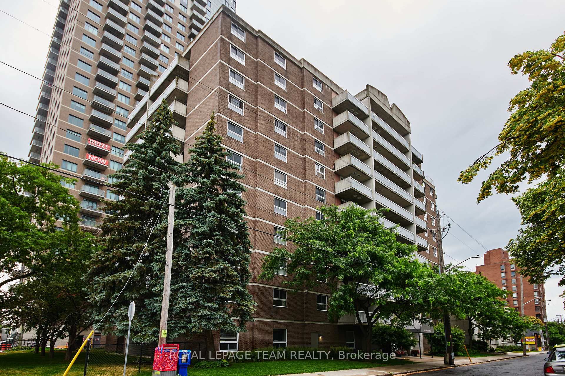 Photo 2 of Unit 904, 110 Forward Avenue, Ottawa, Mechanicsville — HOMEH
