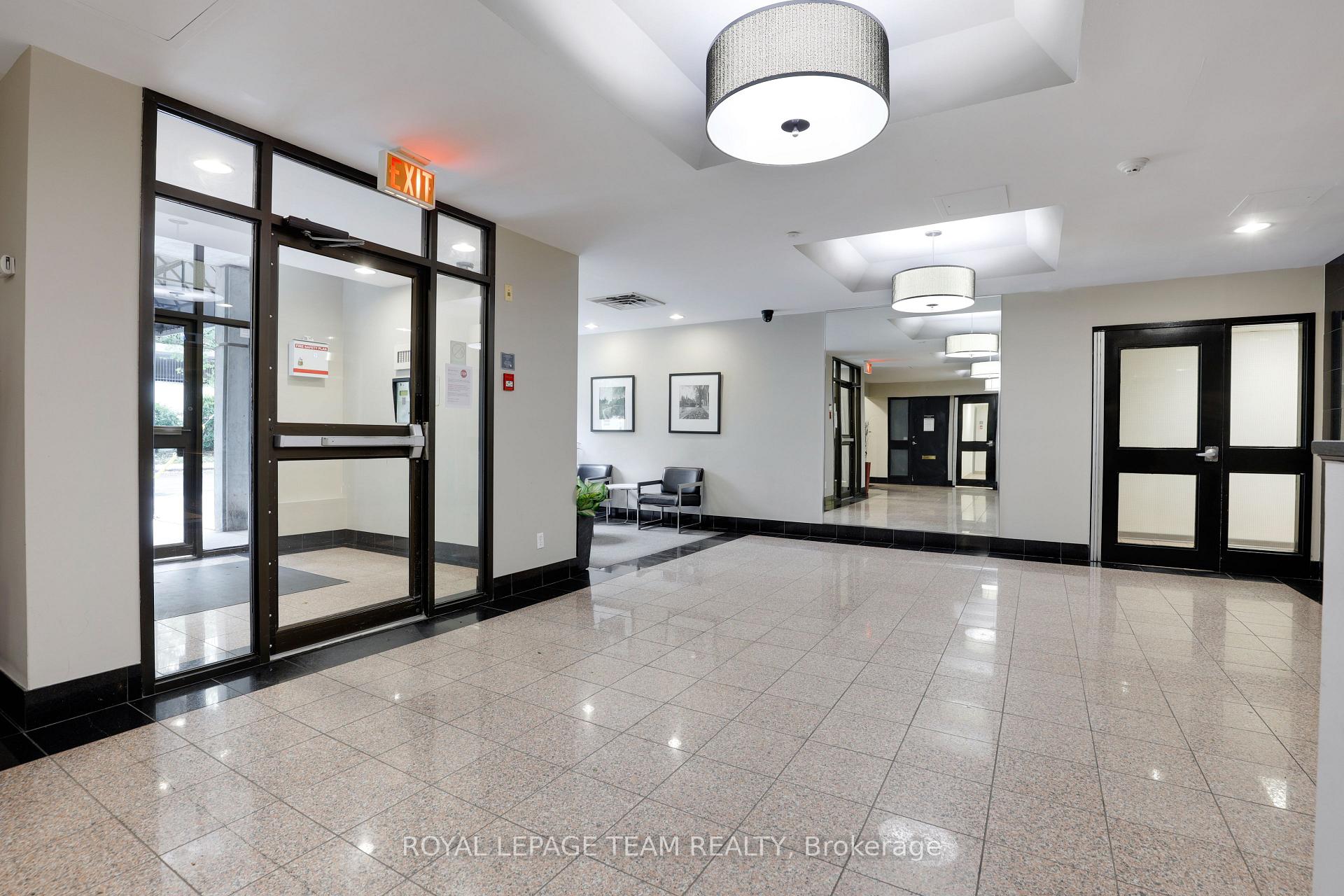 Photo 7 of Unit 904, 110 Forward Avenue, Ottawa, Mechanicsville — HOMEH