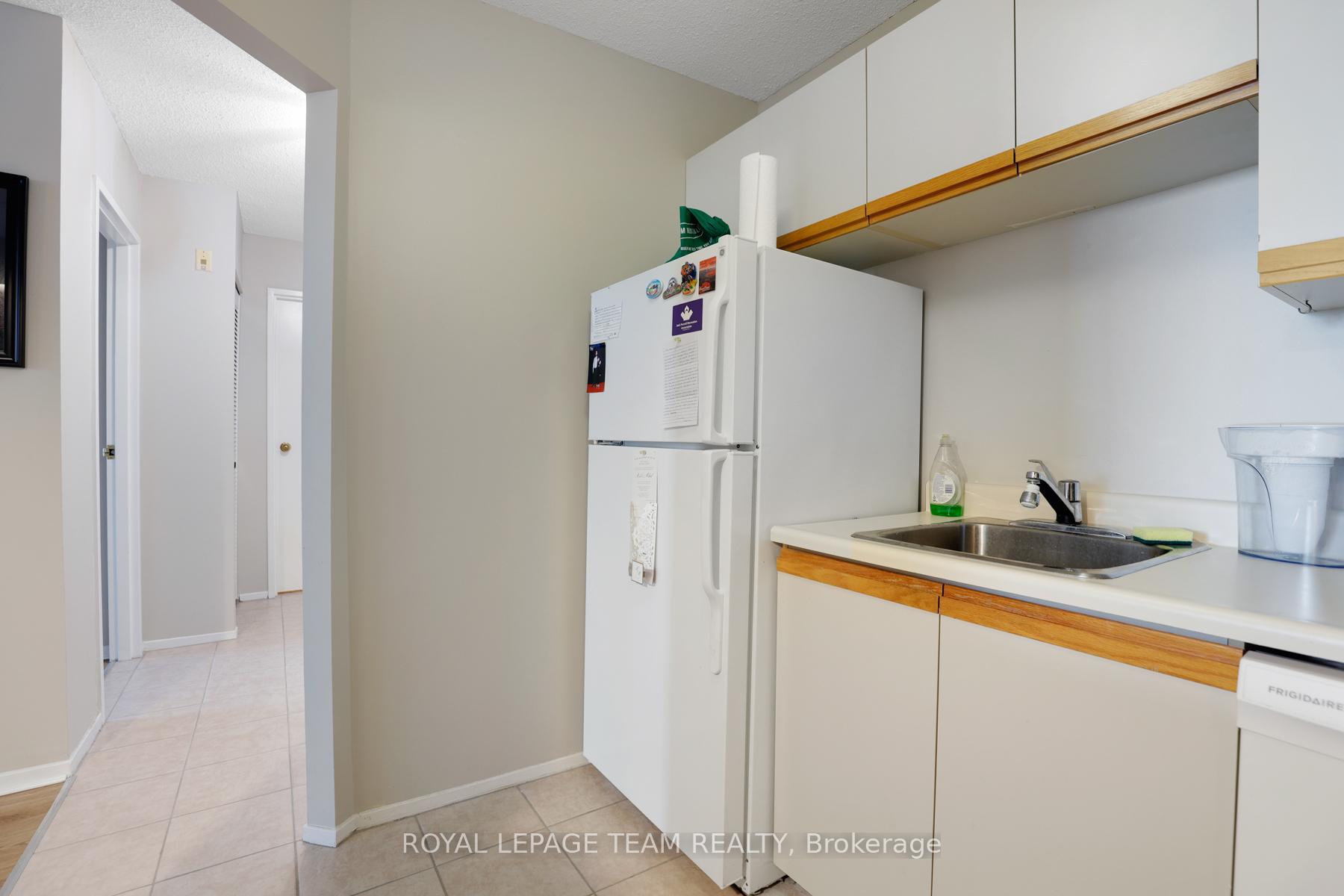 Photo 14 of Unit 904, 110 Forward Avenue, Ottawa, Mechanicsville — HOMEH