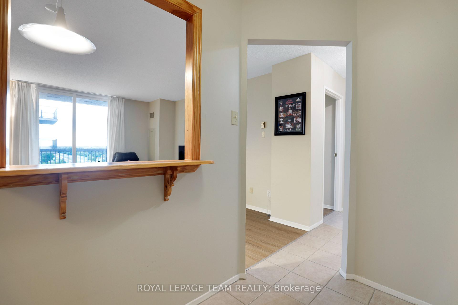 Photo 15 of Unit 904, 110 Forward Avenue, Ottawa, Mechanicsville — HOMEH