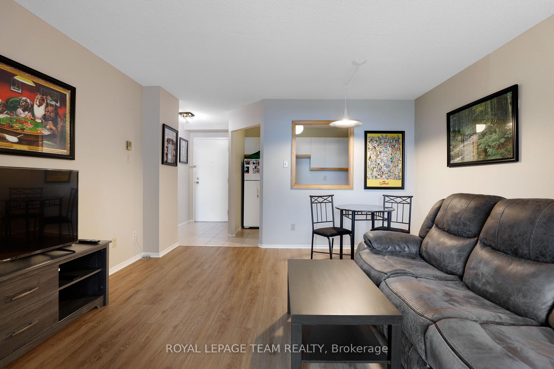 Photo 23 of Unit 904, 110 Forward Avenue, Ottawa, Mechanicsville — HOMEH