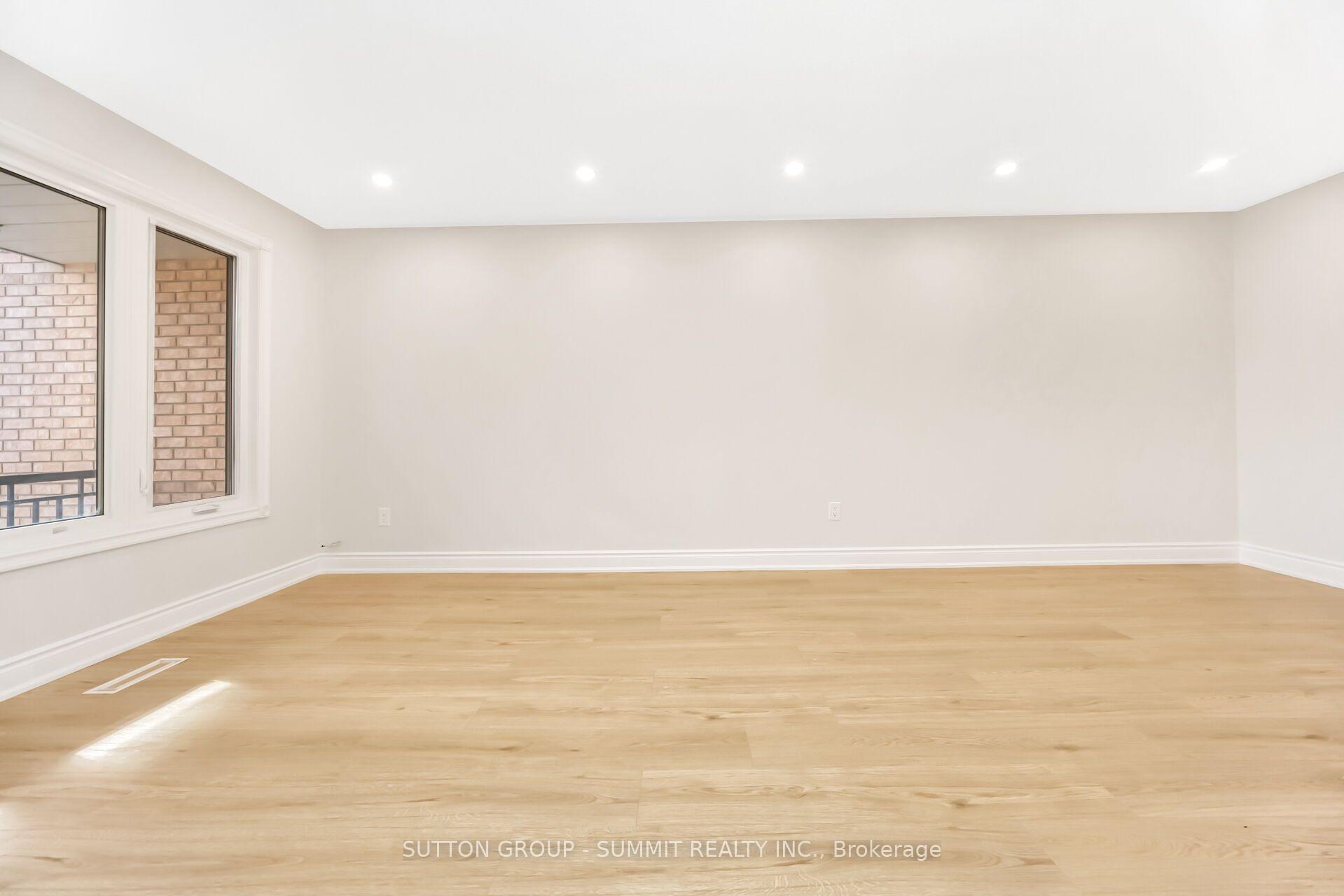 Photo 9 of 45 Cutters Crescent, Brampton, Fletcher's West — HOMEH