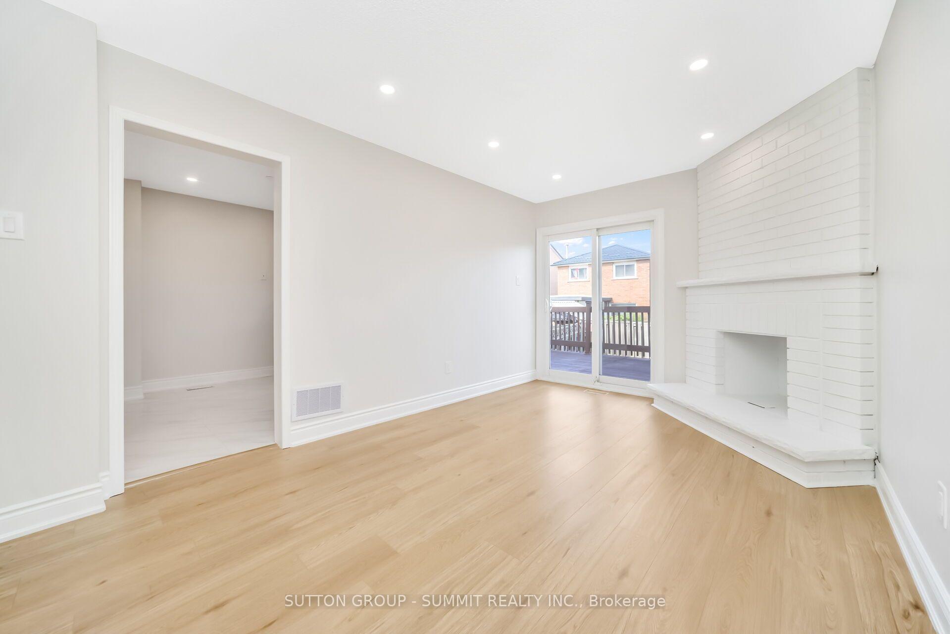 Photo 15 of 45 Cutters Crescent, Brampton, Fletcher's West — HOMEH