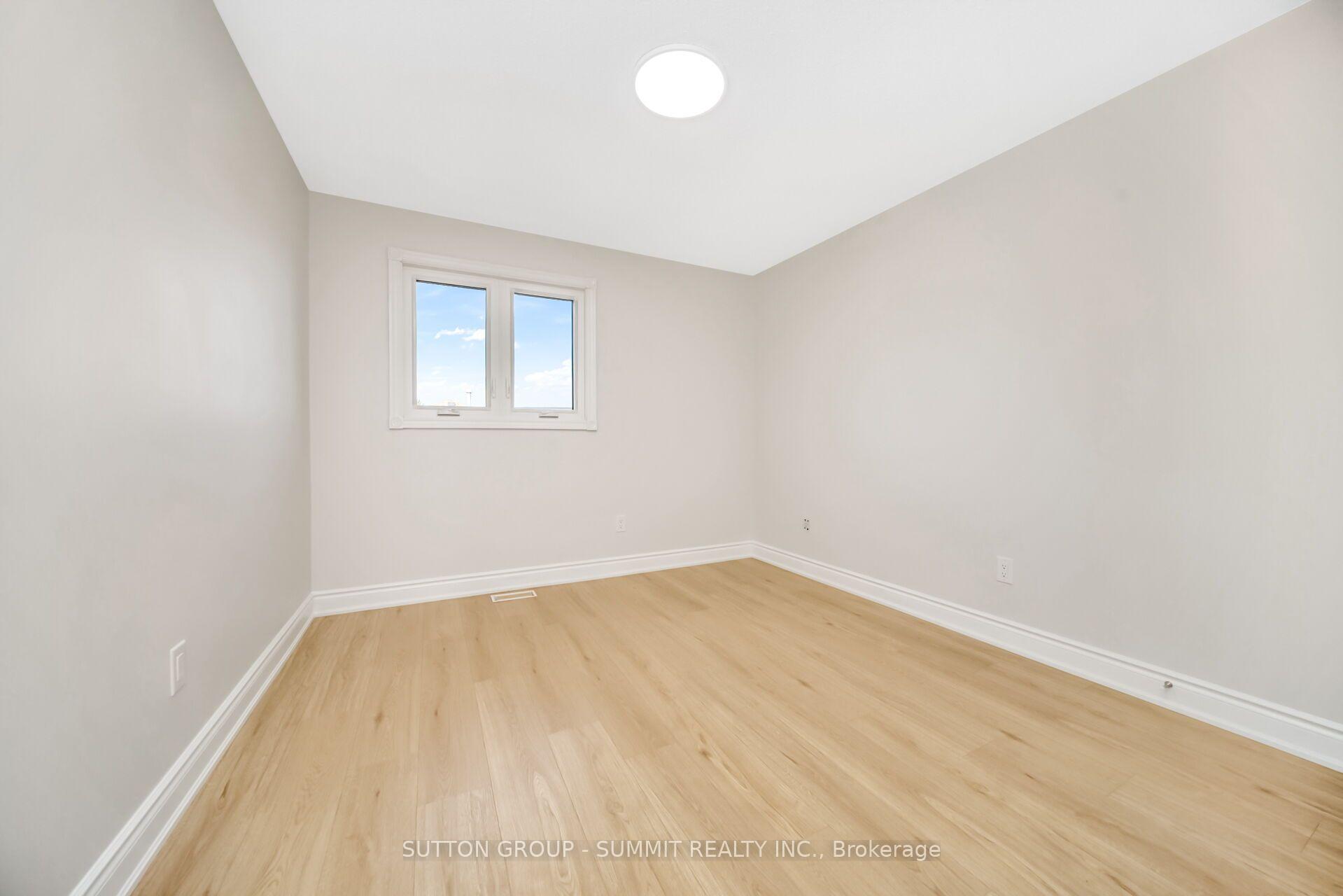 Photo 33 of 45 Cutters Crescent, Brampton, Fletcher's West — HOMEH