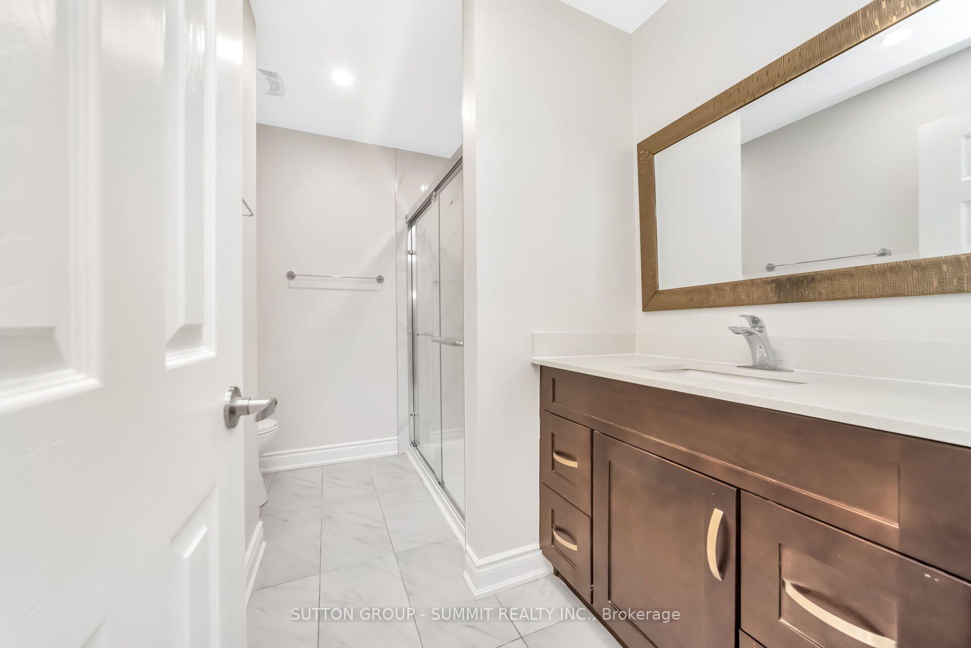 Photo 37 of 45 Cutters Crescent, Brampton, Fletcher's West — HOMEH