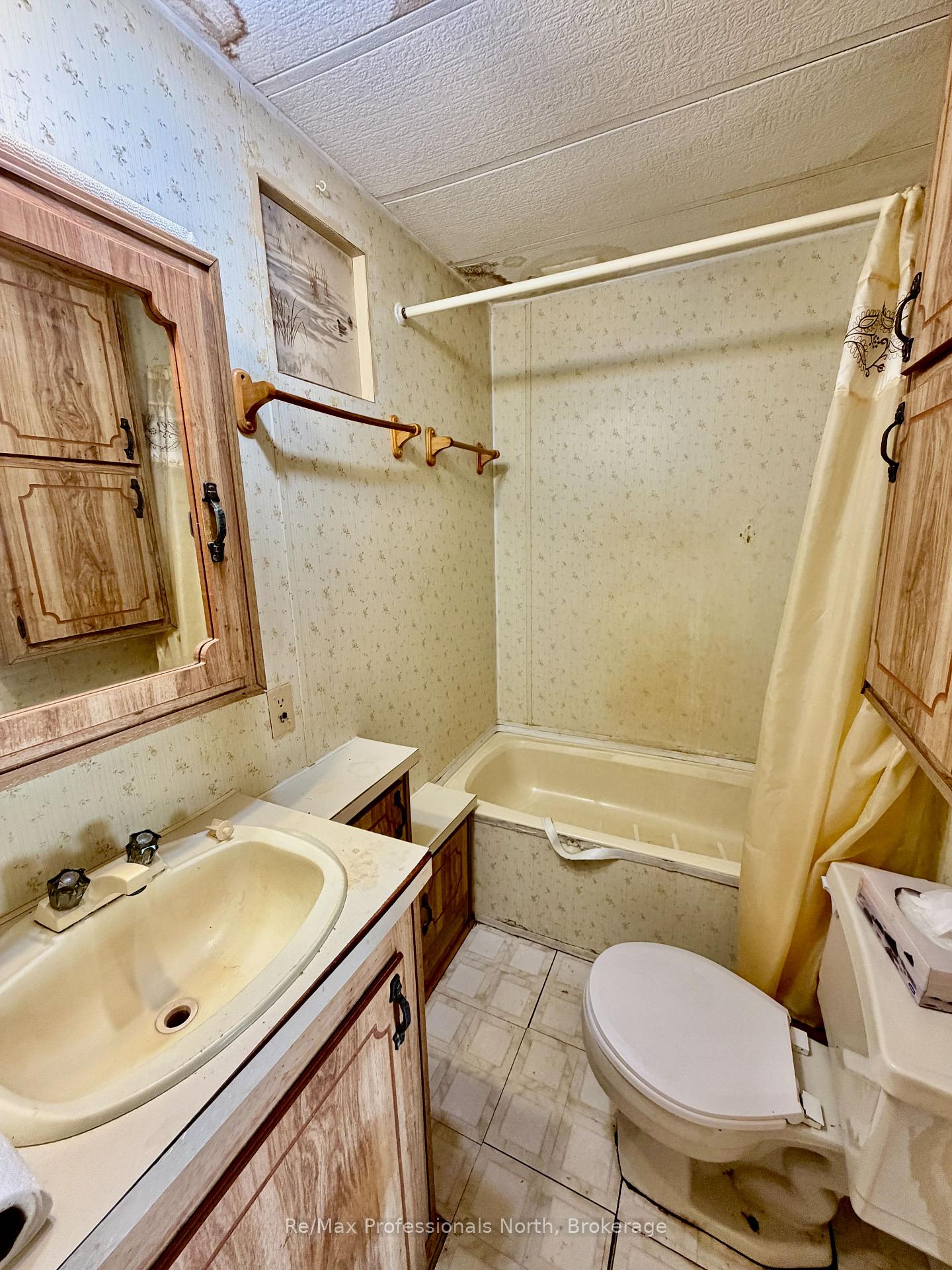 Photo 8 of Unit 7, 1007 Racoon Road, Gravenhurst, Morrison — HOMEH