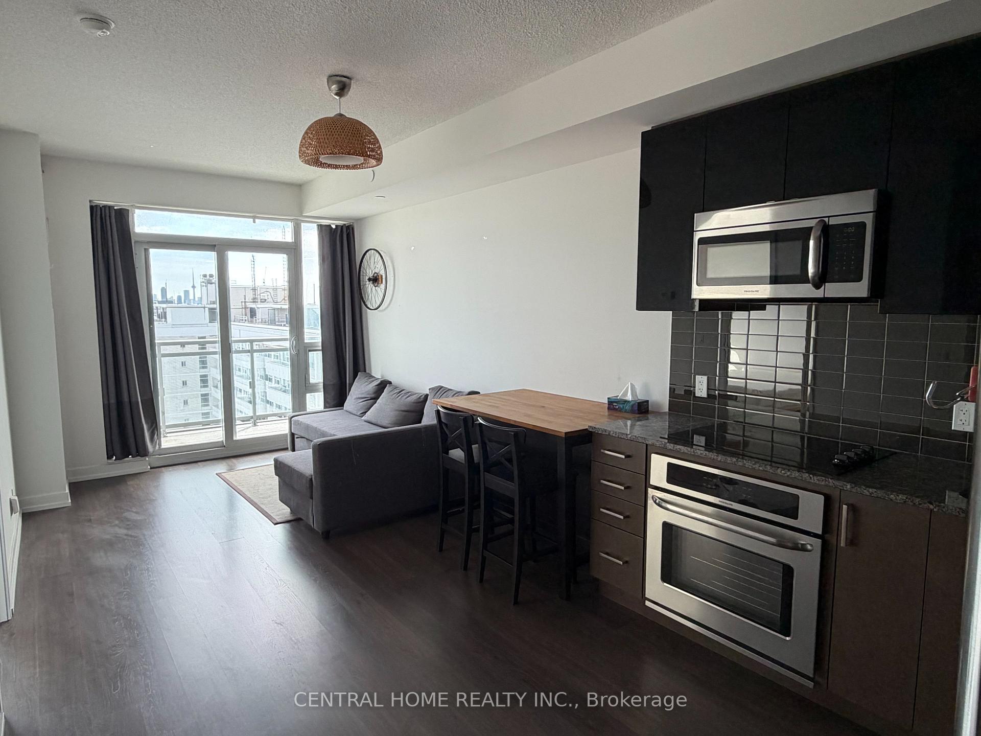 Photo 6 of Unit 2619, 98 Lillian Street, Toronto, Mount Pleasant West — HOMEH