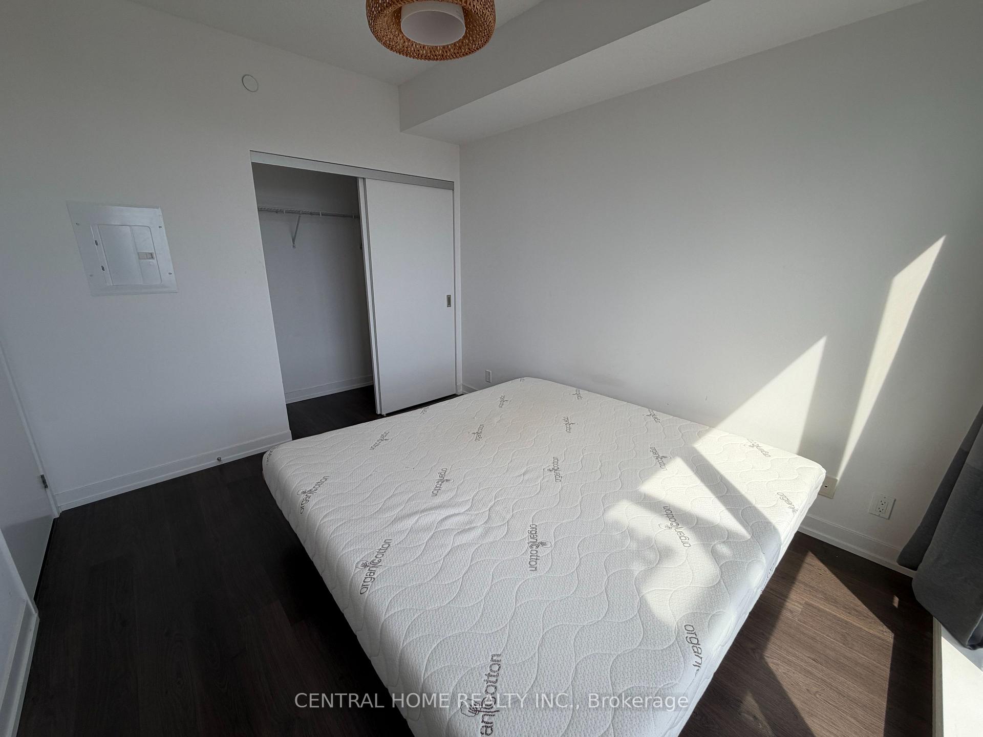 Photo 8 of Unit 2619, 98 Lillian Street, Toronto, Mount Pleasant West — HOMEH