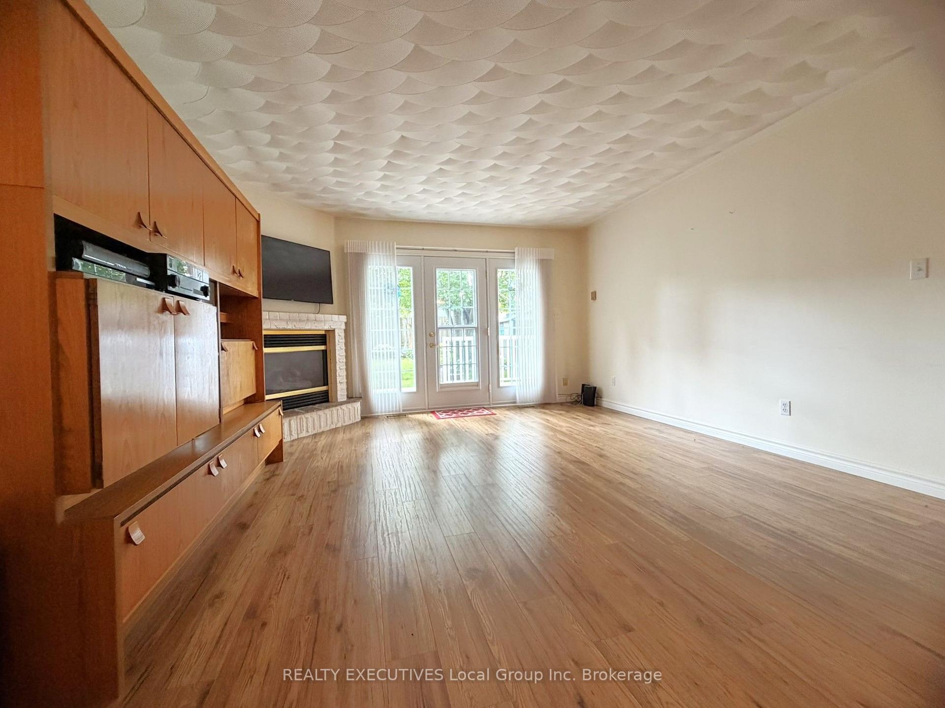 Photo 15 of 176 Cloverbrae Crescent, North Bay, Ferris — HOMEH
