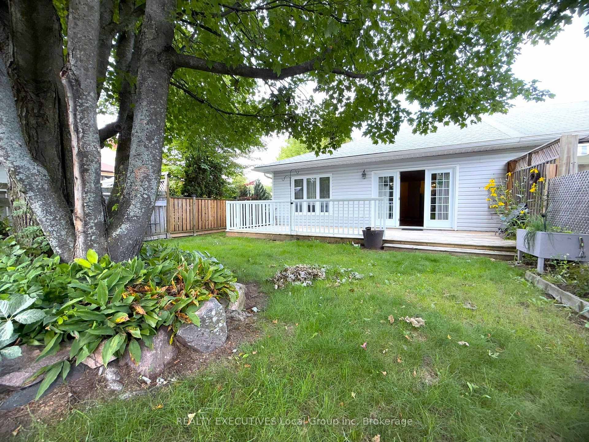 Photo 26 of 176 Cloverbrae Crescent, North Bay, Ferris — HOMEH