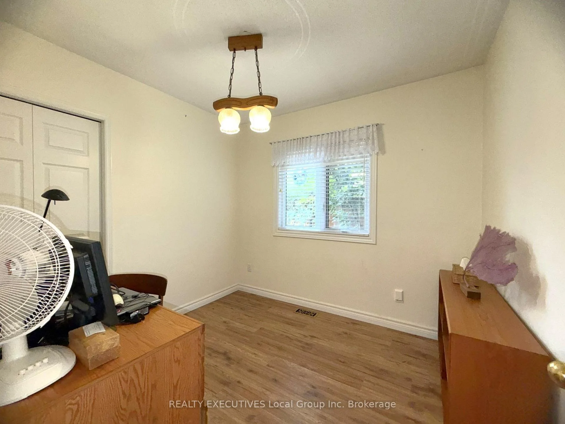 Photo 13 of 176 Cloverbrae Crescent, North Bay, Ferris — HOMEH