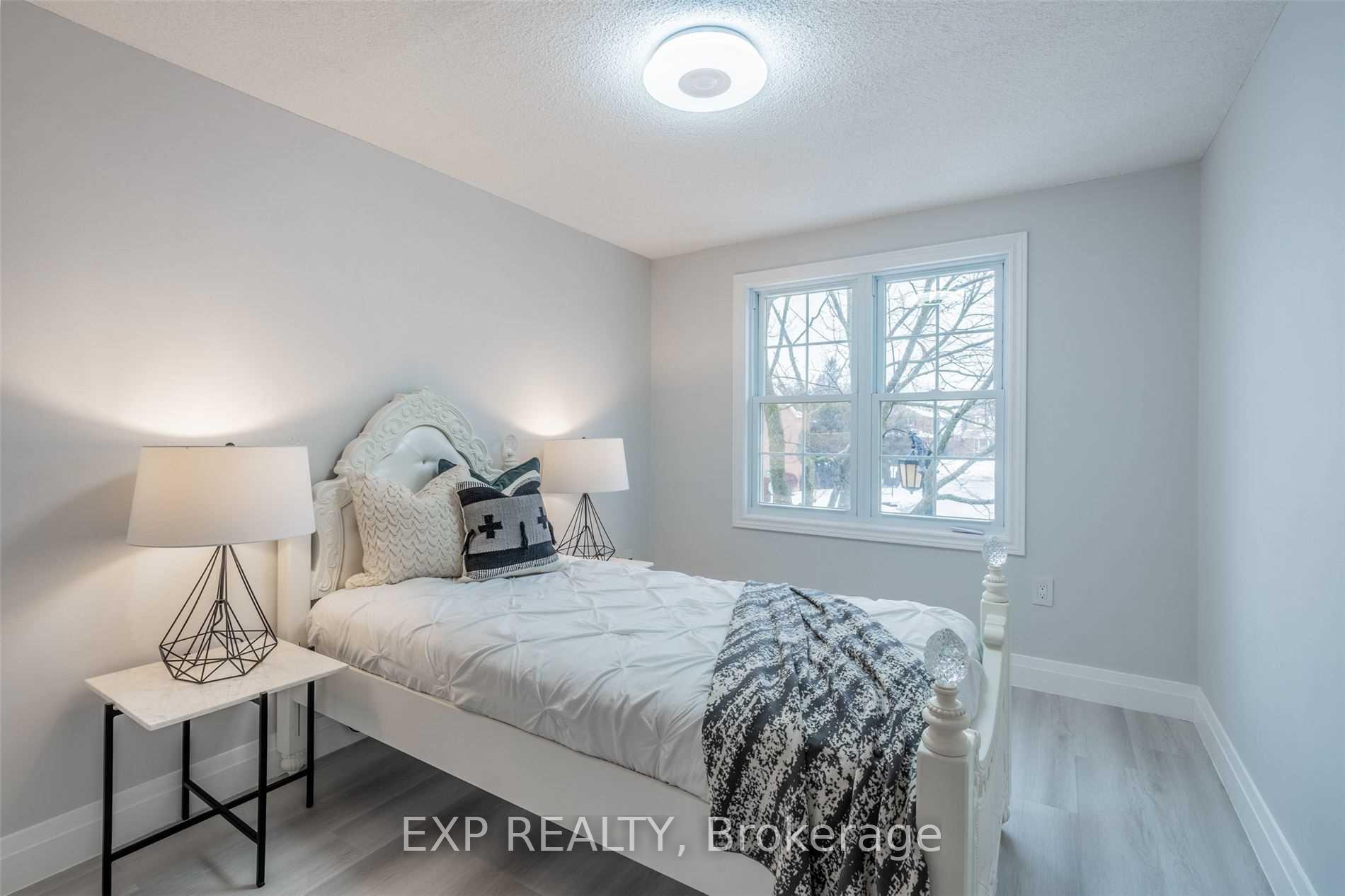 Photo 17 of 526 Tara Hill Circle, Aurora, Aurora Village — HOMEH