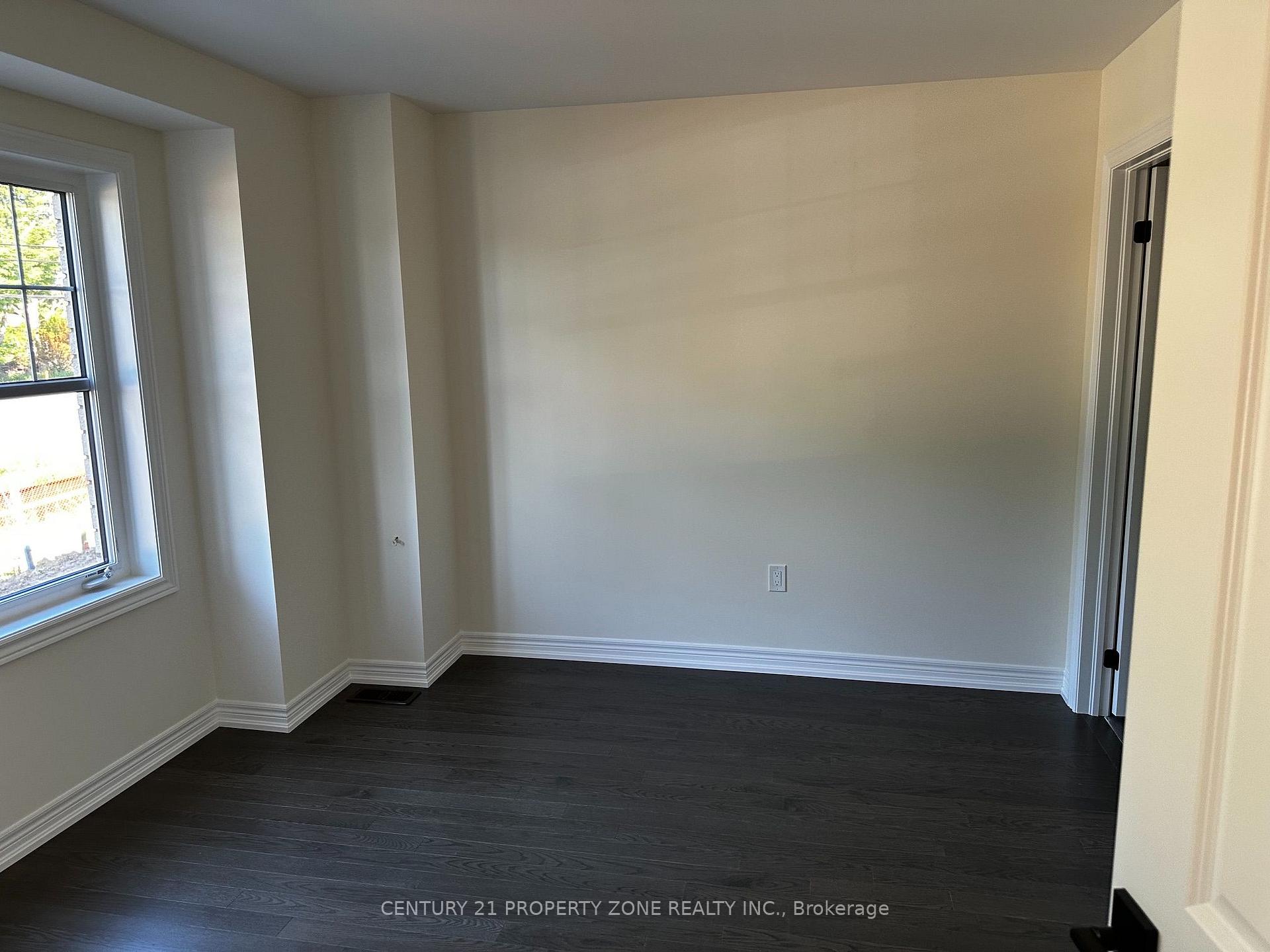 Photo 3 of 15685 Airport Road, Caledon, Caledon East — HOMEH
