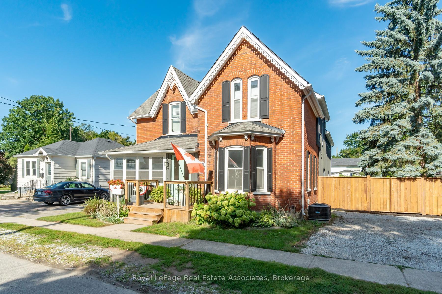 Photo 2 of 231 Arthur Street, Halton Hills, Acton — HOMEH