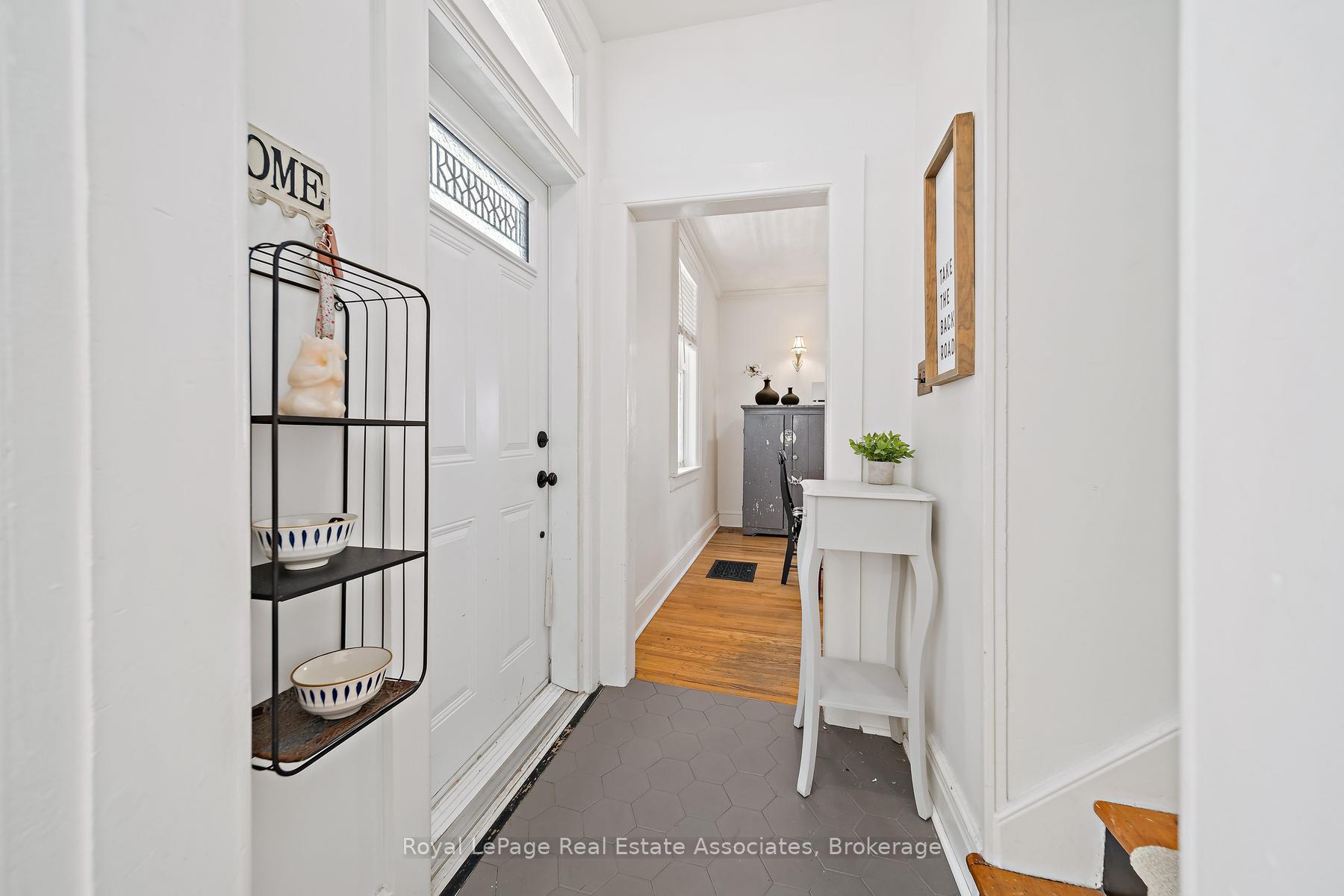 Photo 7 of 231 Arthur Street, Halton Hills, Acton — HOMEH