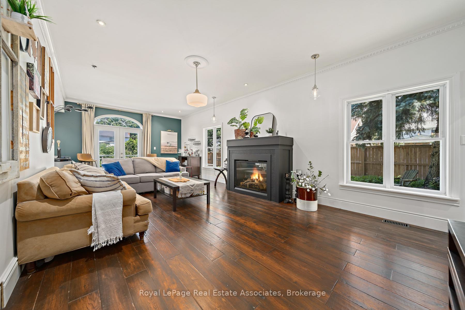 Photo 17 of 231 Arthur Street, Halton Hills, Acton — HOMEH