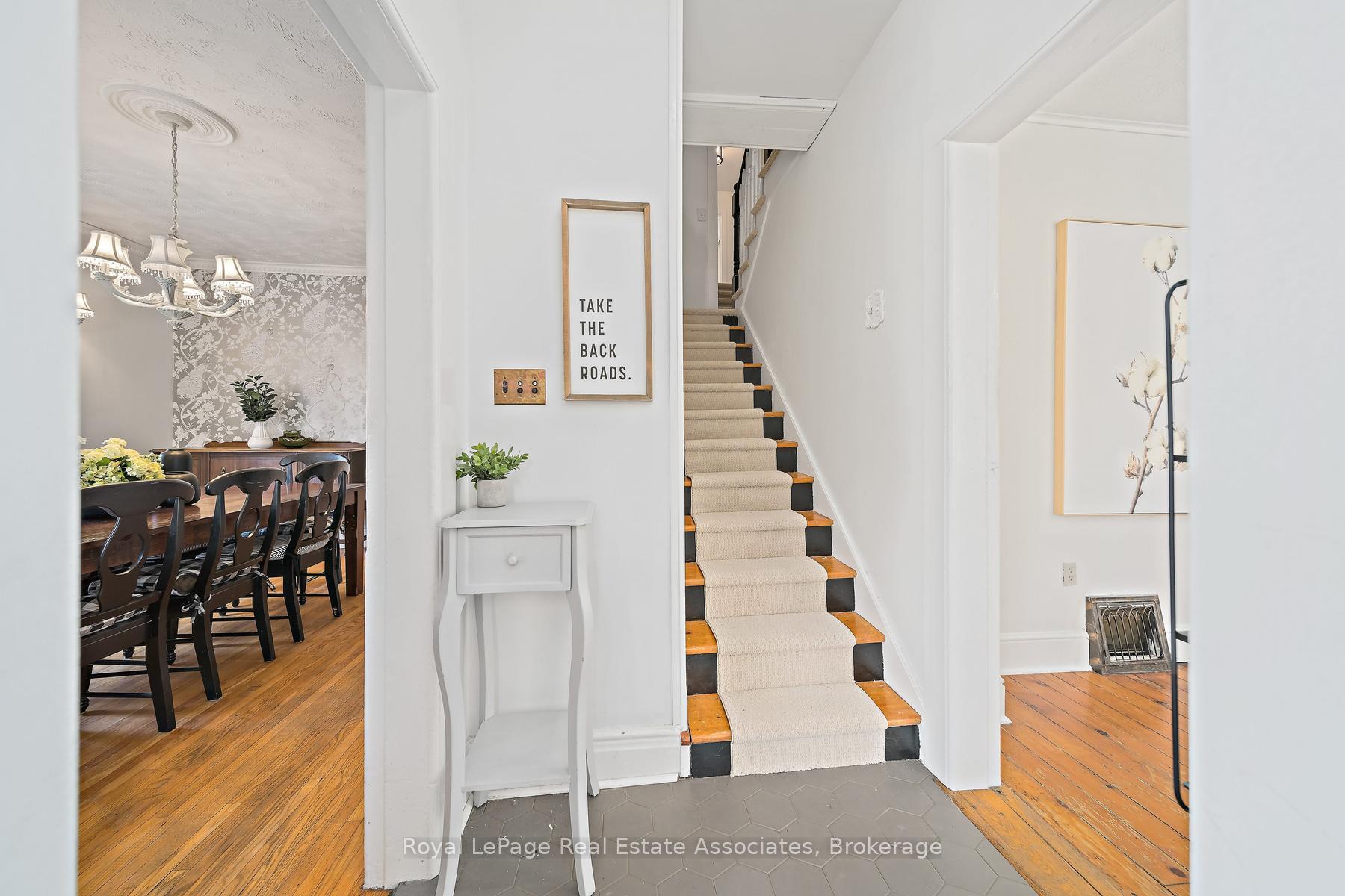 Photo 25 of 231 Arthur Street, Halton Hills, Acton — HOMEH