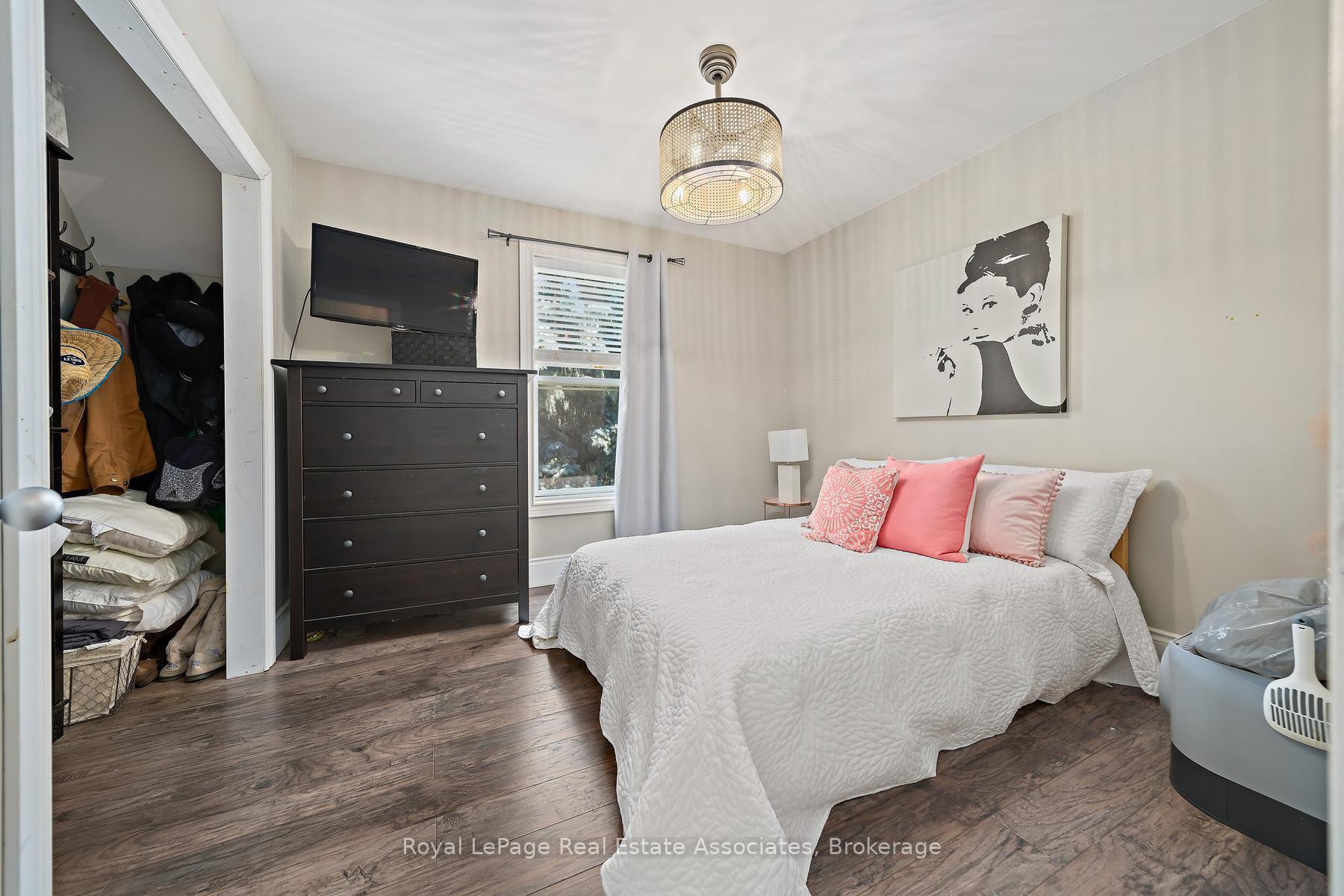 Photo 30 of 231 Arthur Street, Halton Hills, Acton — HOMEH