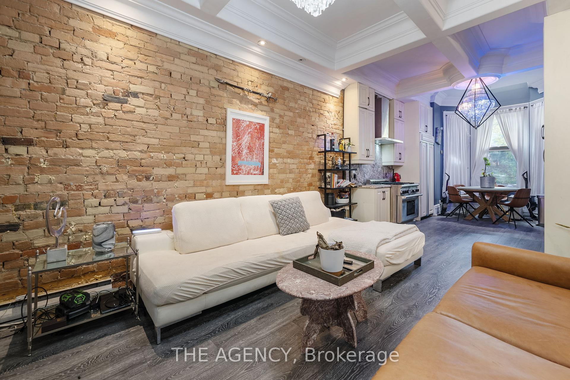 Photo 3 of 31 Rose Avenue, Toronto, Cabbagetown-South St. James Town — HOMEH