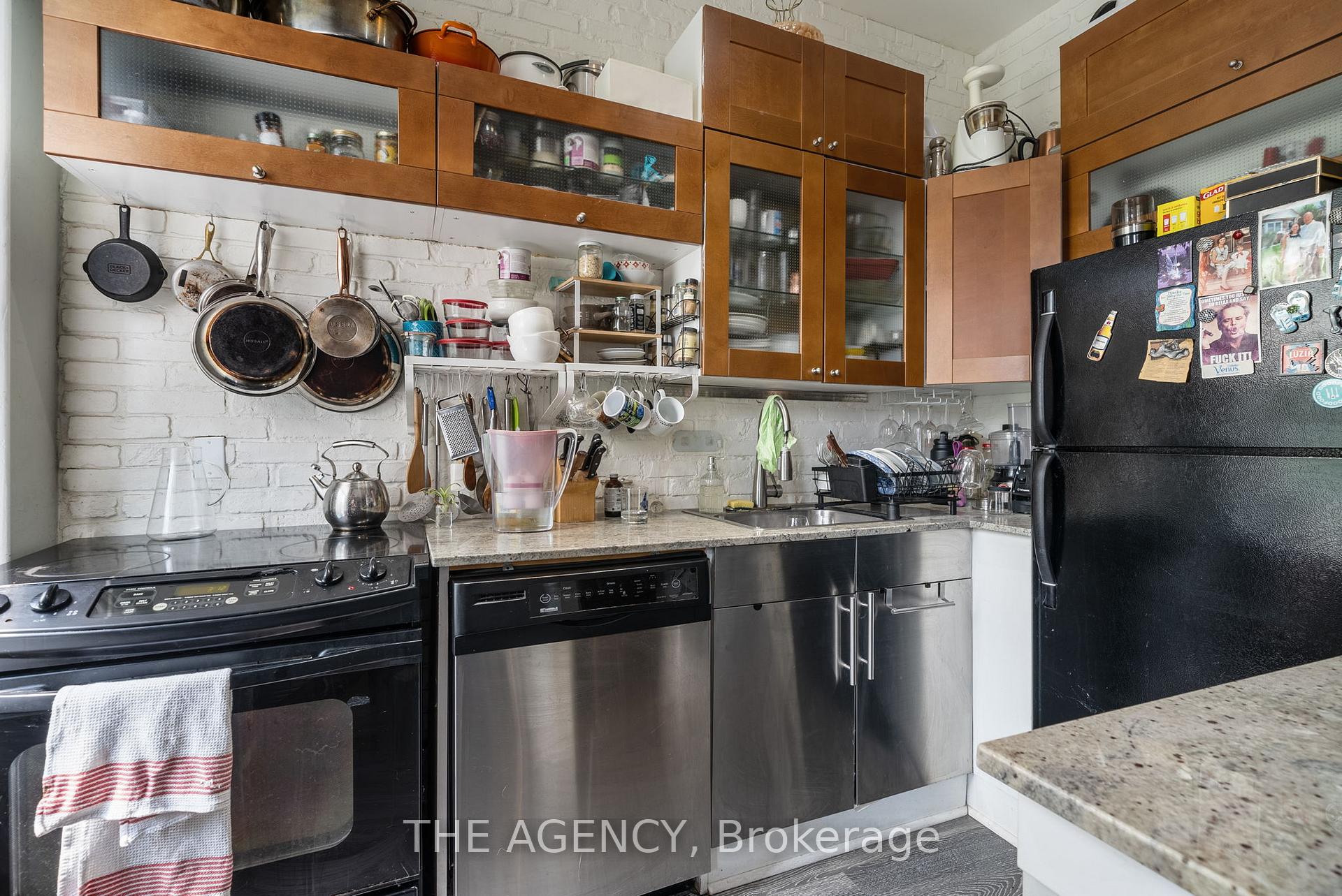 Photo 13 of 31 Rose Avenue, Toronto, Cabbagetown-South St. James Town — HOMEH