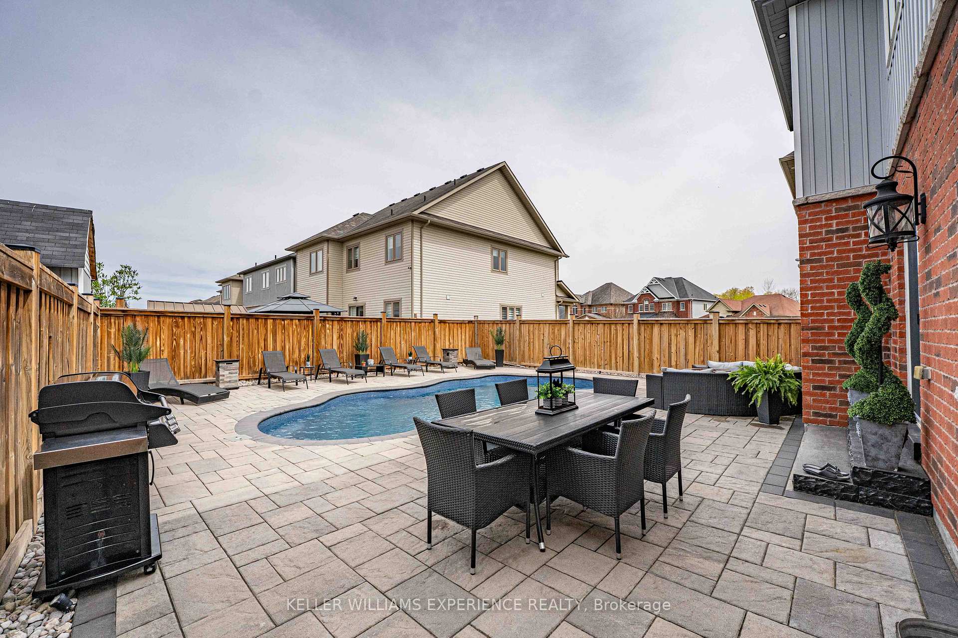 Photo 40 of 105 Decarolis Crescent, Essa, Angus — HOMEH