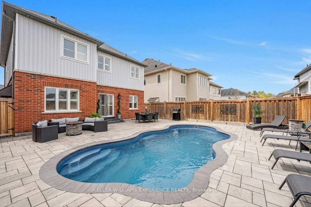 Photo 43 of 105 Decarolis Crescent, Essa, Angus — HOMEH
