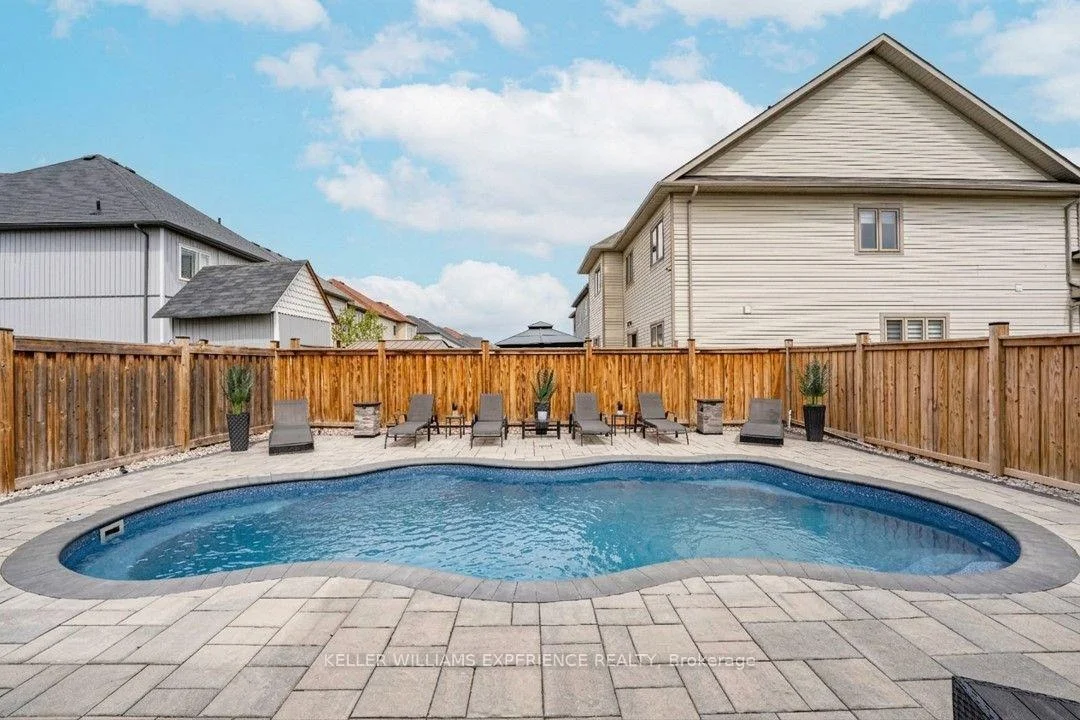 Photo 45 of 105 Decarolis Crescent, Essa, Angus — HOMEH