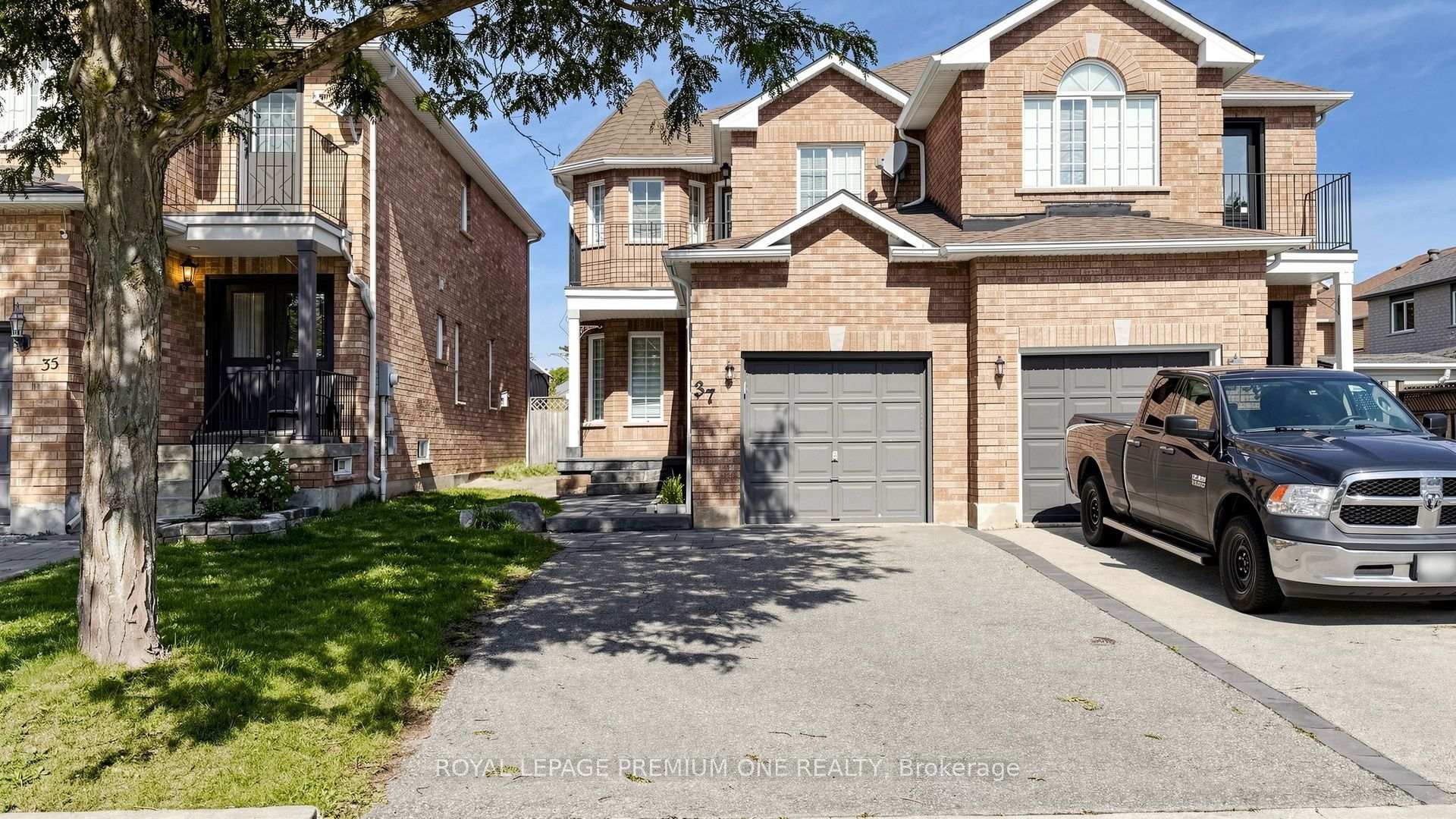 Photo 1 of 37 Coolspring Crescent, Caledon, Bolton East — HOMEH