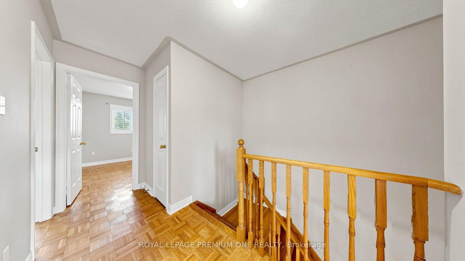 Photo 20 of 37 Coolspring Crescent, Caledon, Bolton East — HOMEH
