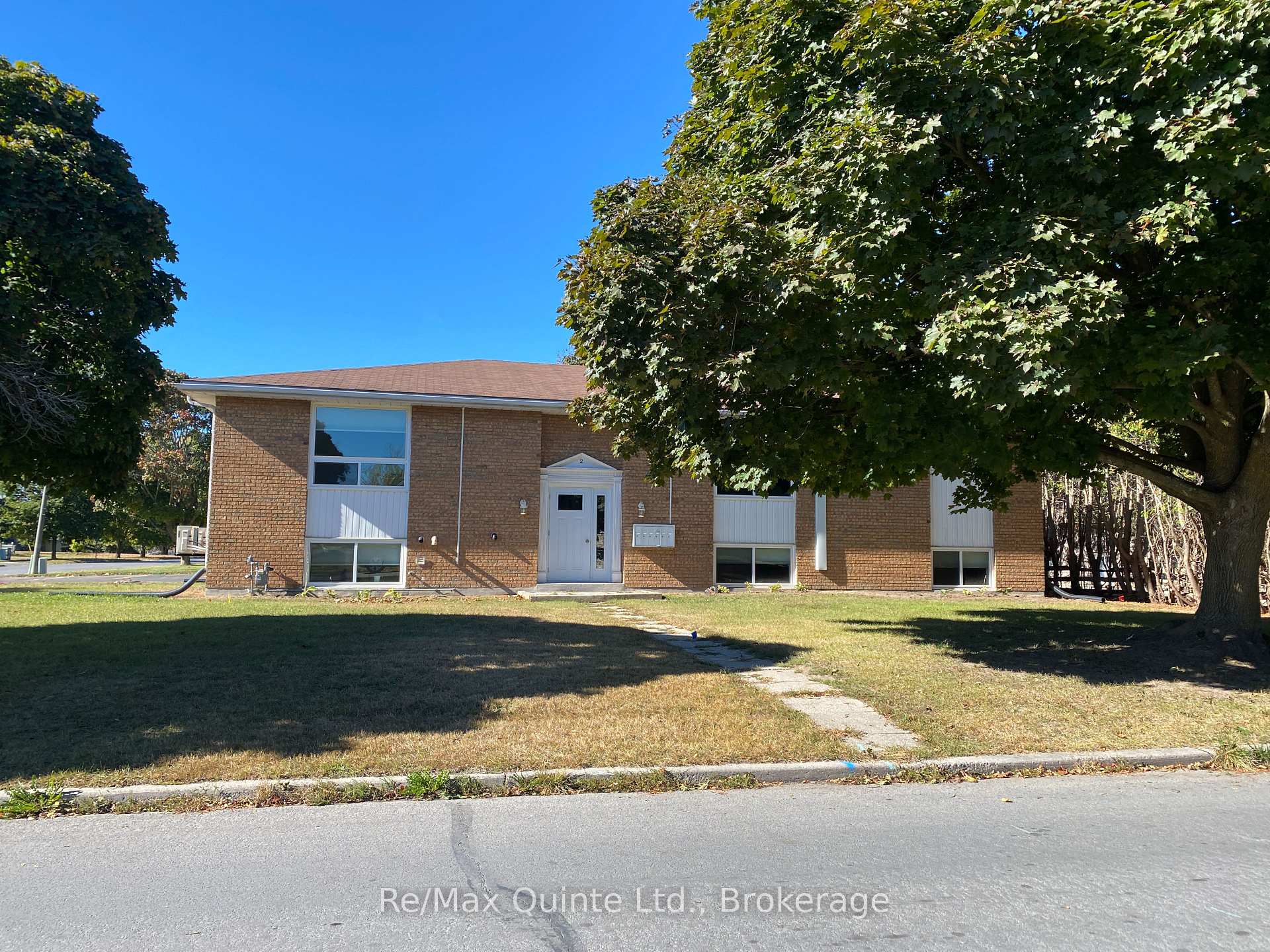 Photo 1 of Unit 3, 2 Village Drive, Belleville, Belleville Ward — HOMEH