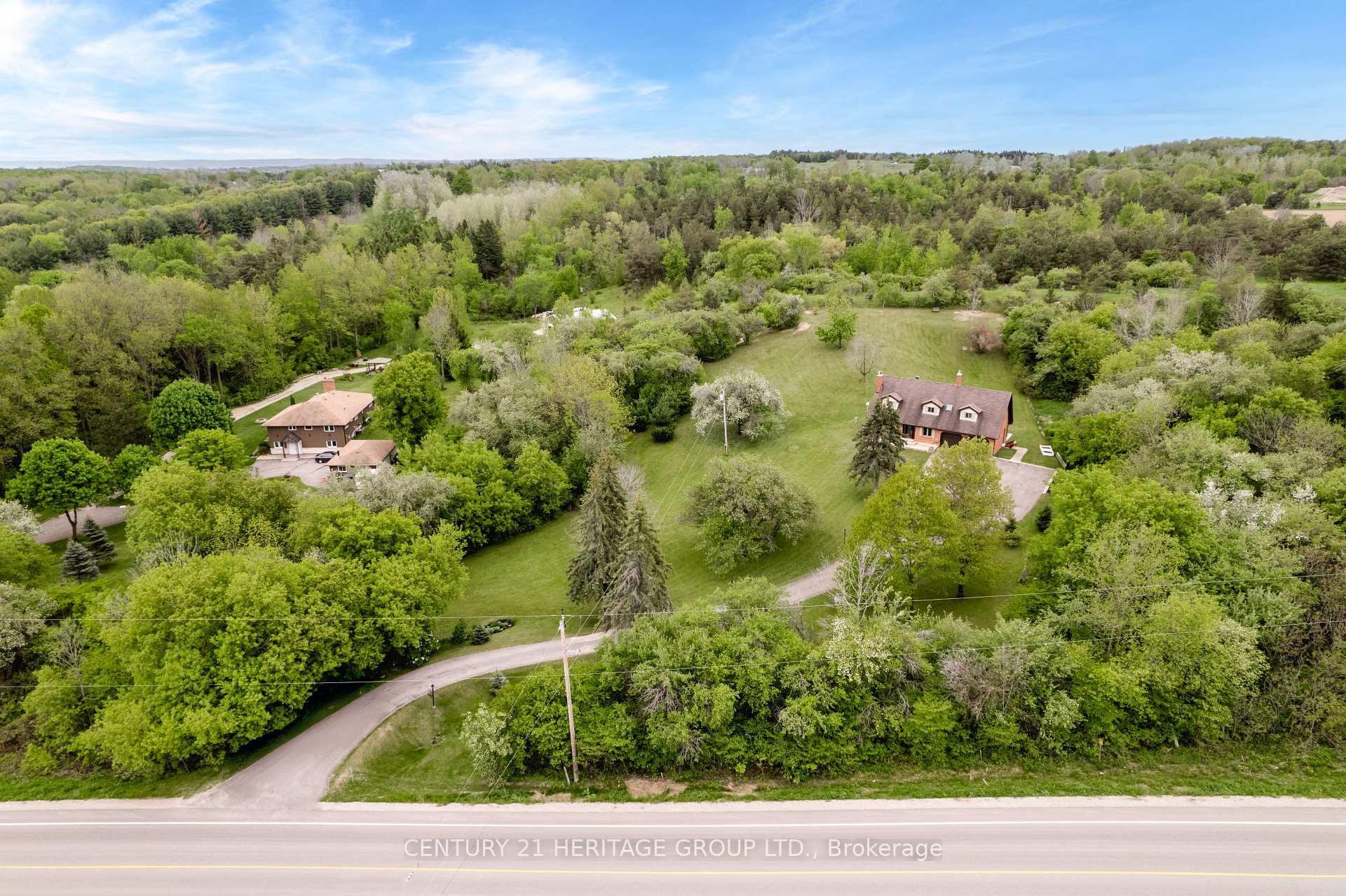 Photo 1 of 5827 7th Line, New Tecumseth, Rural New Tecumseth — HOMEH