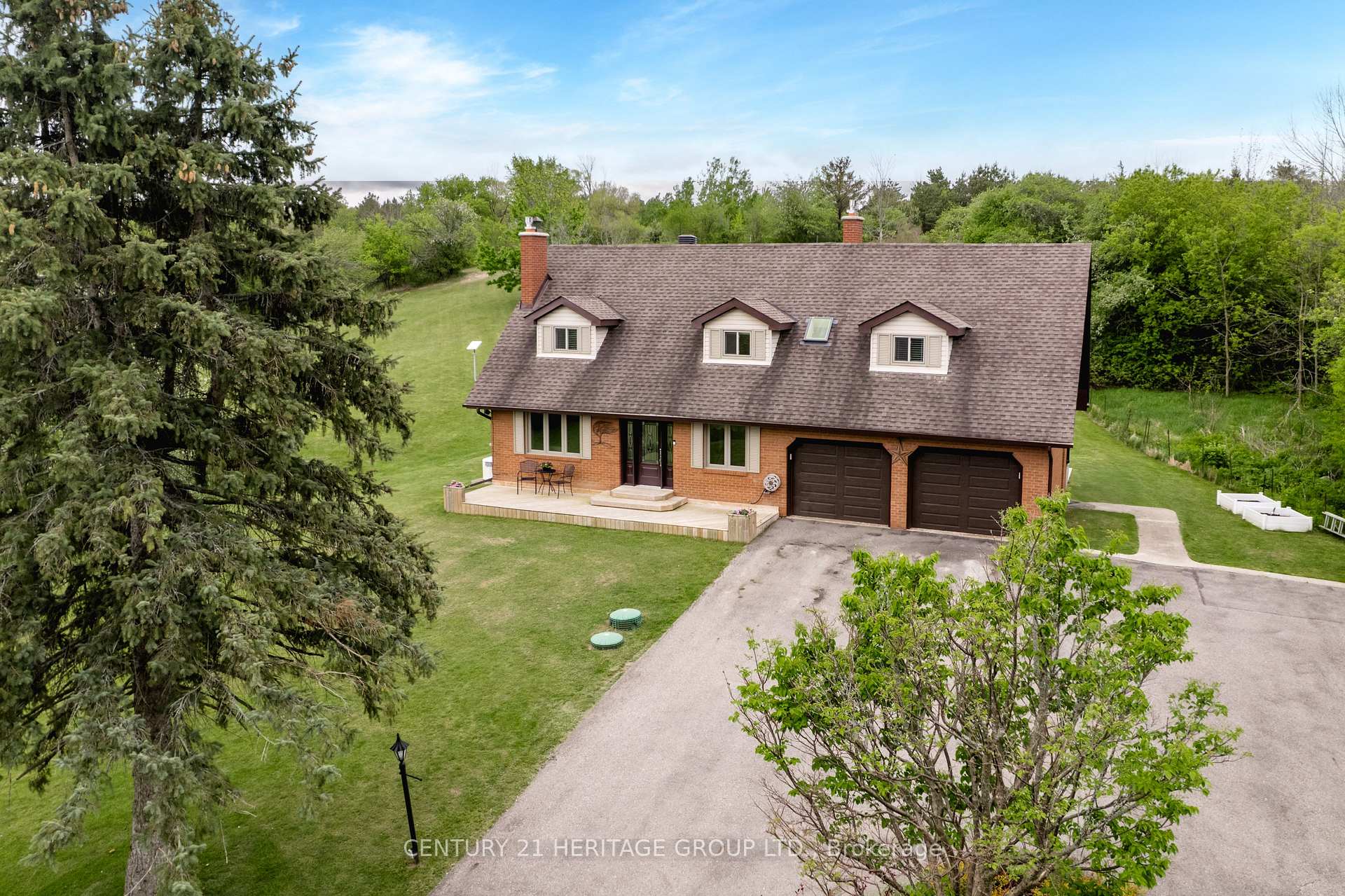Photo 2 of 5827 7th Line, New Tecumseth, Rural New Tecumseth — HOMEH