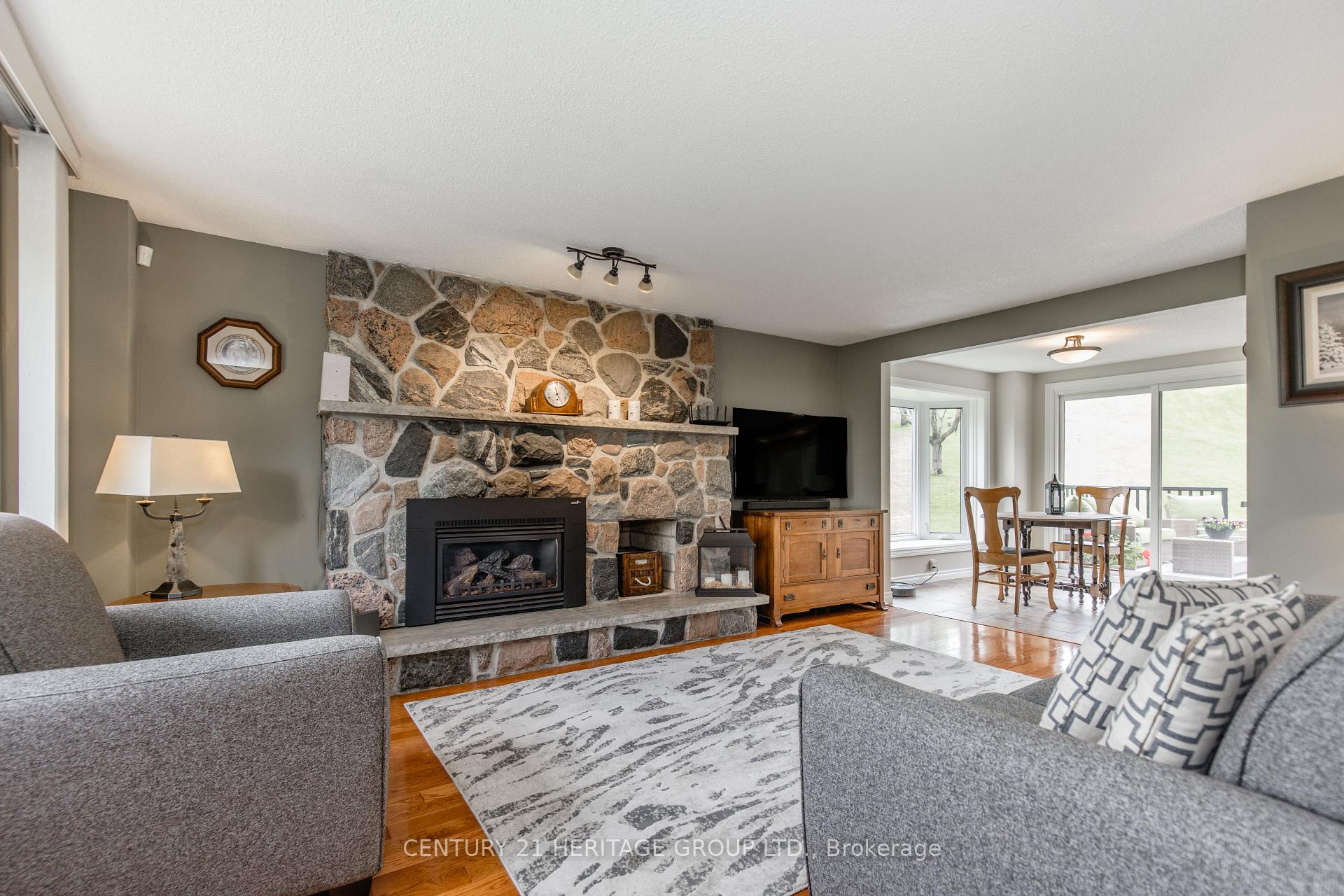 Photo 8 of 5827 7th Line, New Tecumseth, Rural New Tecumseth — HOMEH