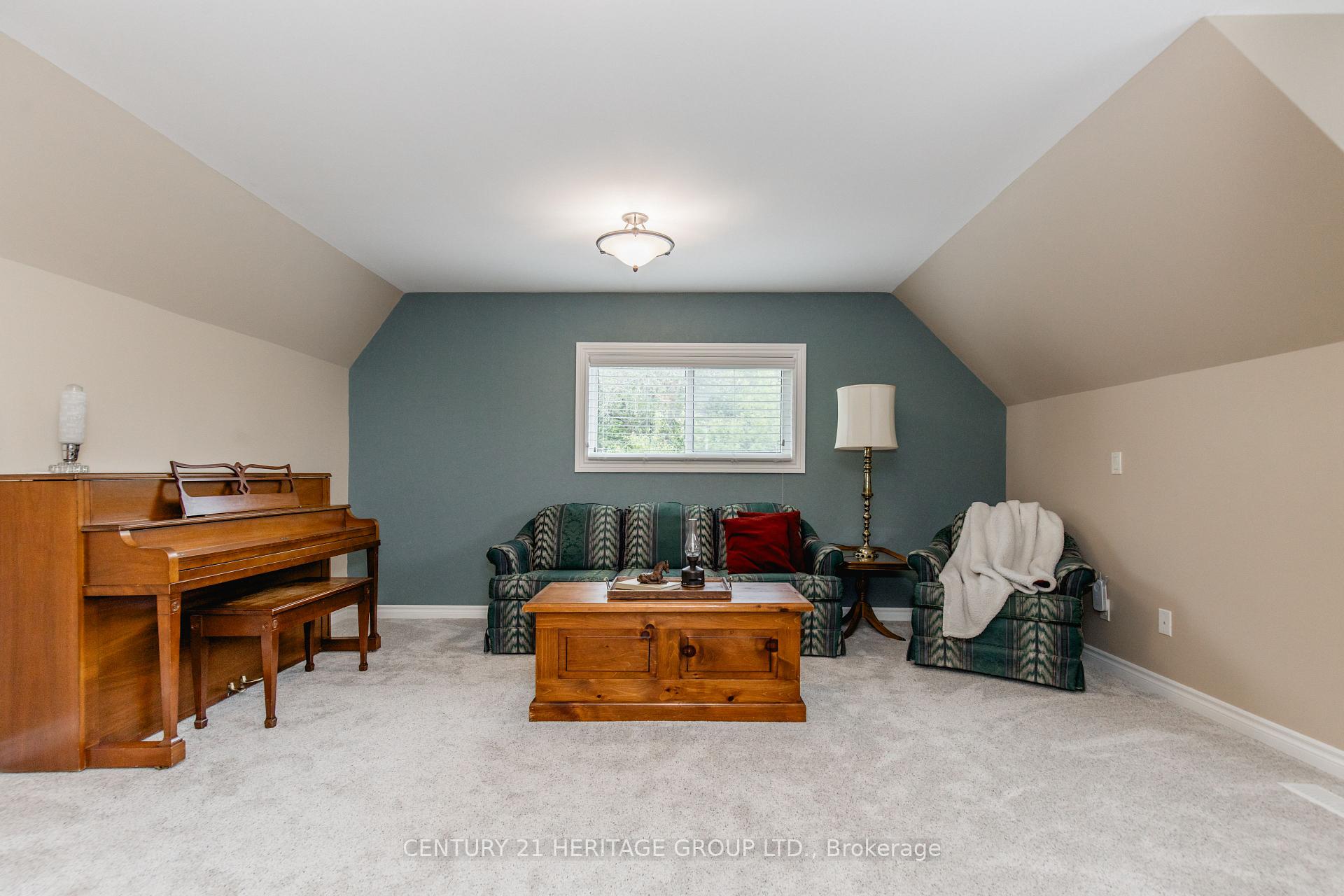 Photo 18 of 5827 7th Line, New Tecumseth, Rural New Tecumseth — HOMEH