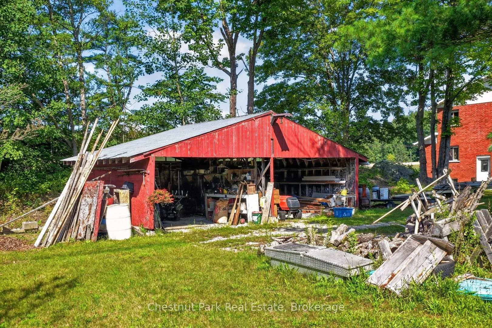Photo 74 of 1304 11 Highway N, Gravenhurst, Morrison — HOMEH