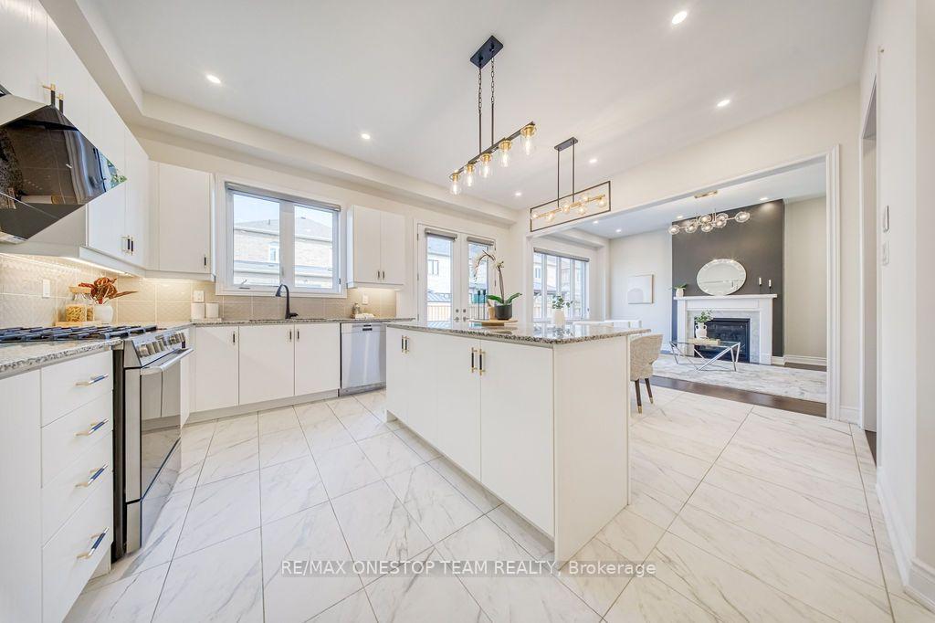 Photo 16 of 70 Madoc Place, Vaughan, Vellore Village — HOMEH