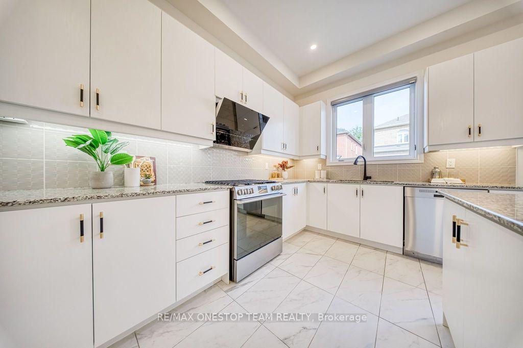 Photo 17 of 70 Madoc Place, Vaughan, Vellore Village — HOMEH