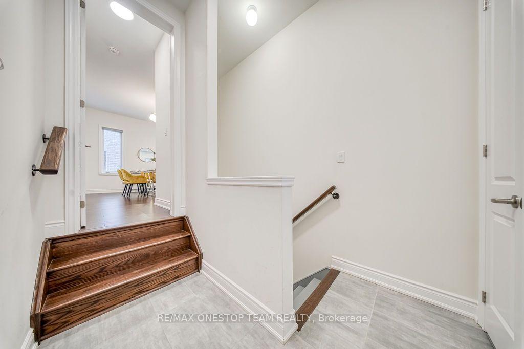 Photo 23 of 70 Madoc Place, Vaughan, Vellore Village — HOMEH