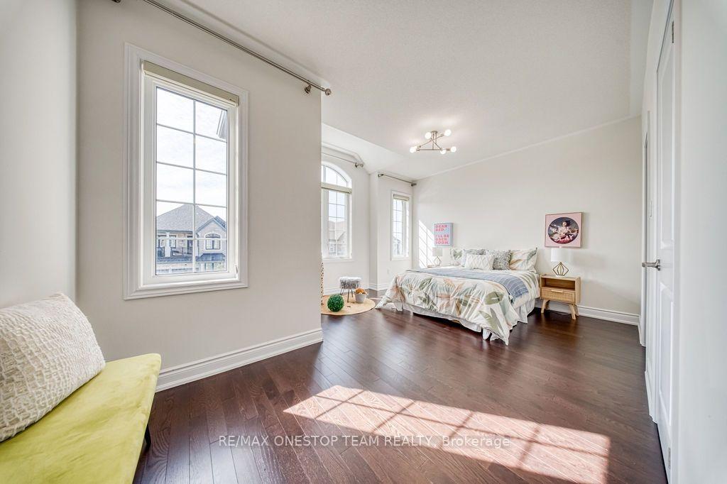 Photo 33 of 70 Madoc Place, Vaughan, Vellore Village — HOMEH