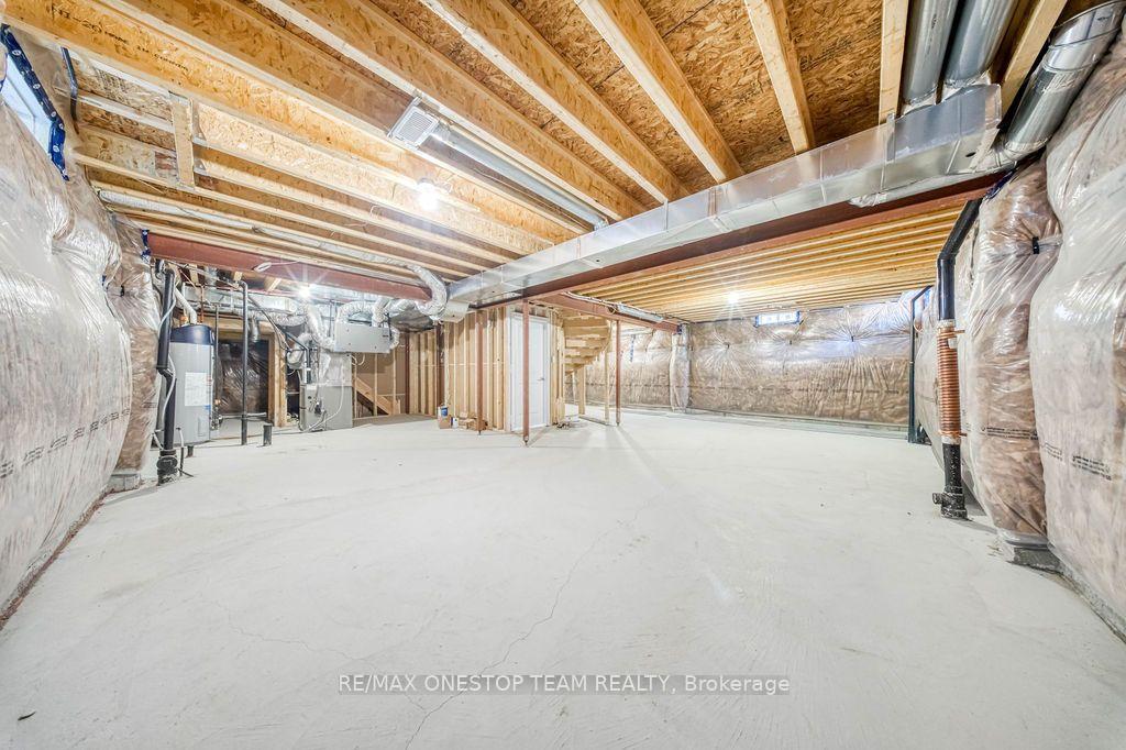 Photo 42 of 70 Madoc Place, Vaughan, Vellore Village — HOMEH