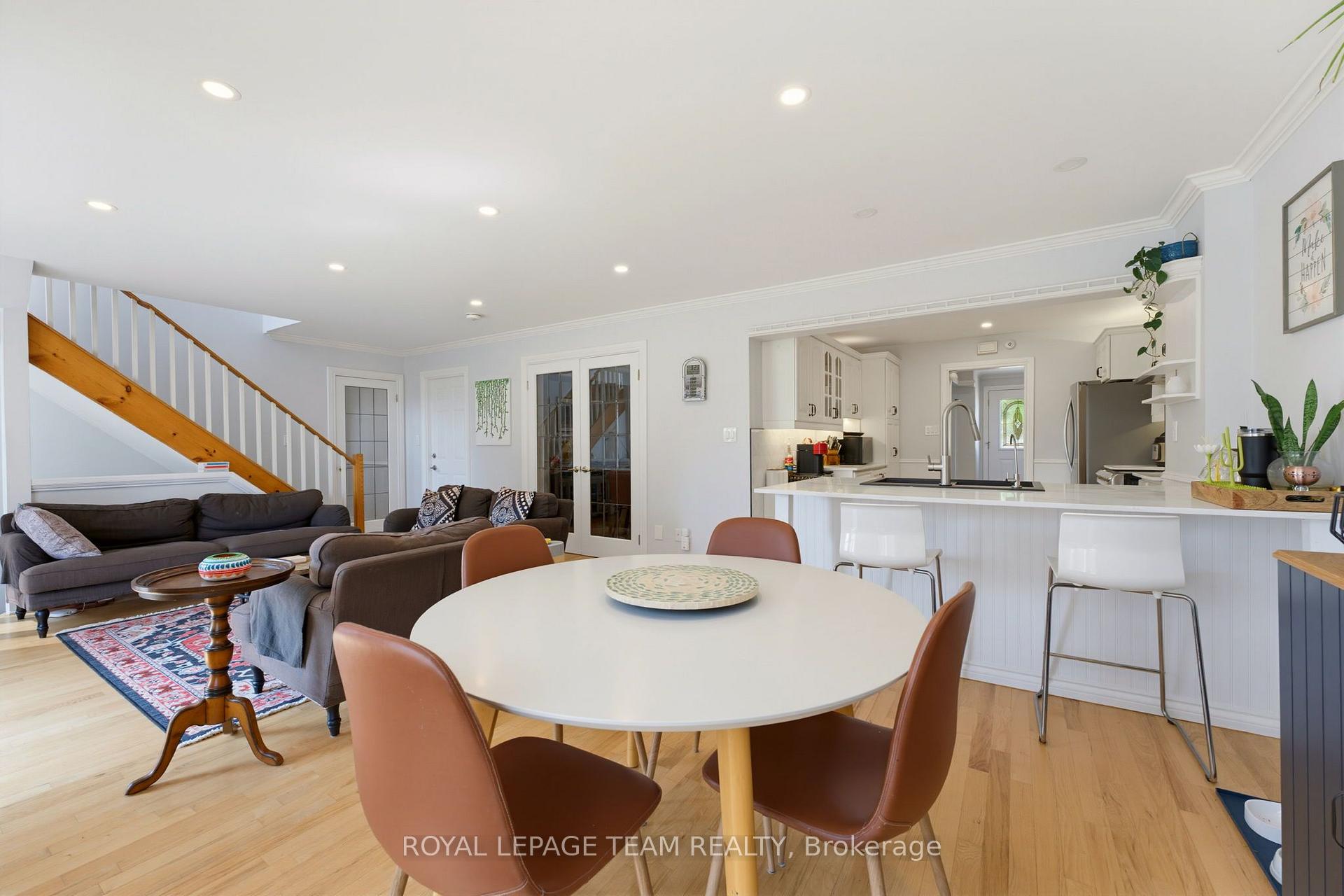 Photo 21 of 49 Owlshead Road, Ottawa, Munster — HOMEH