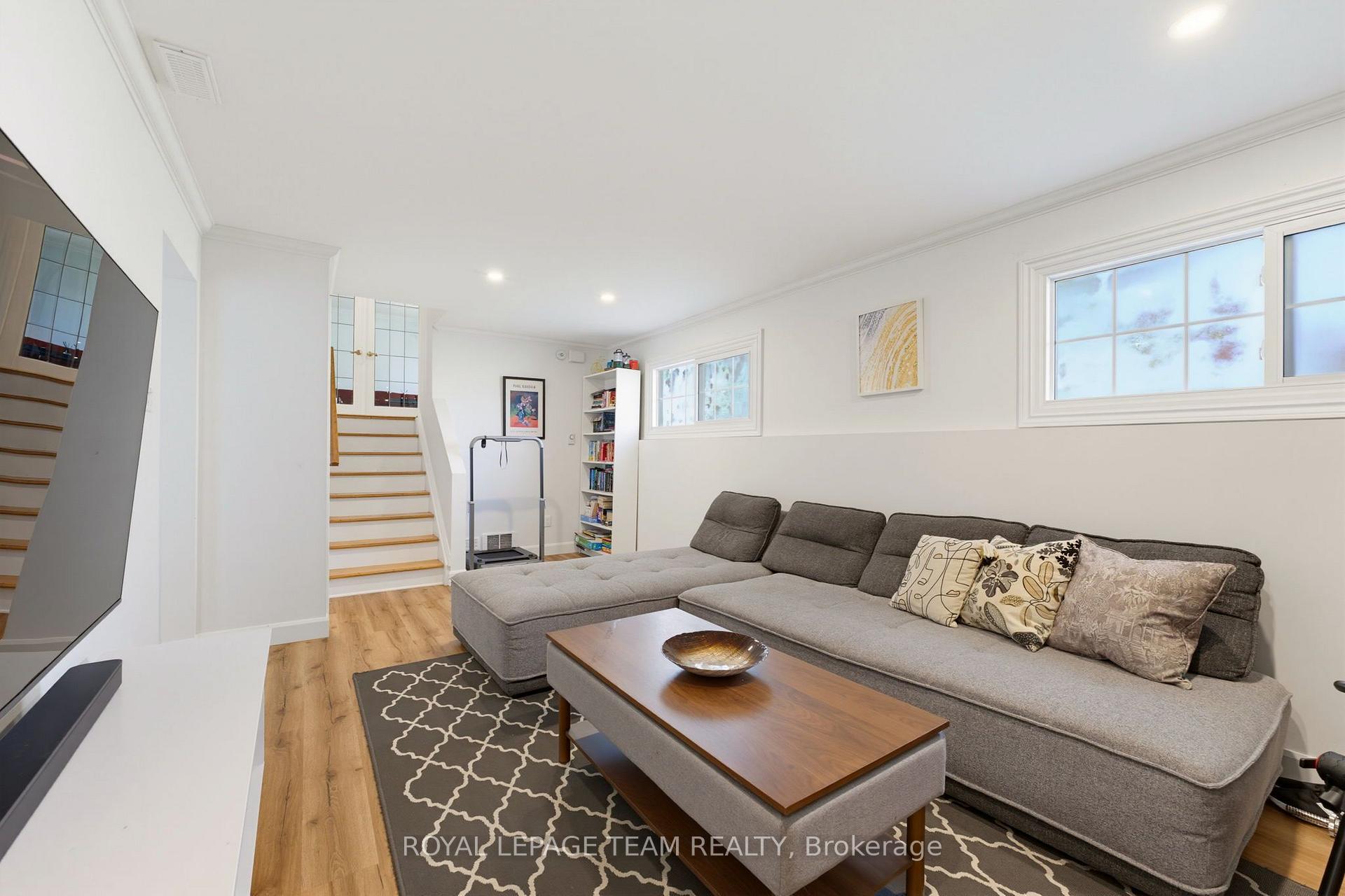 Photo 37 of 49 Owlshead Road, Ottawa, Munster — HOMEH