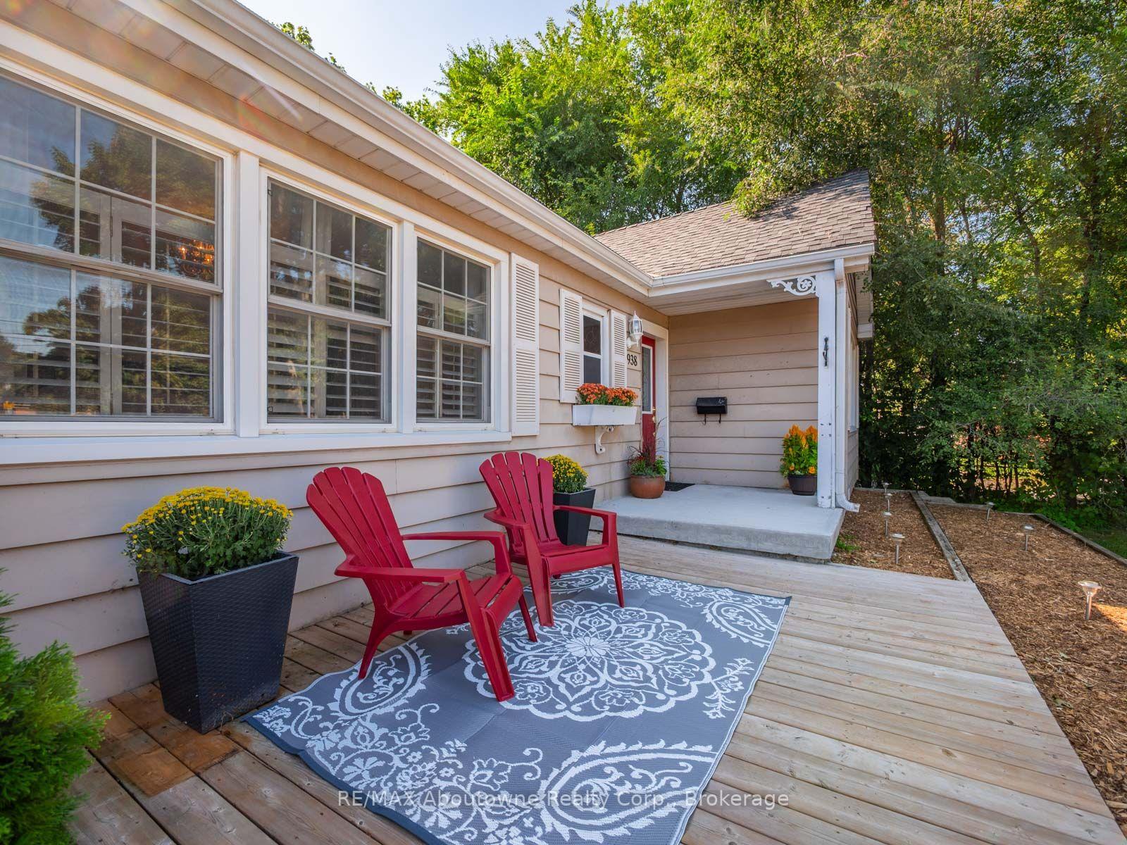 Photo 8 of 938 King Road, Burlington, LaSalle — HOMEH