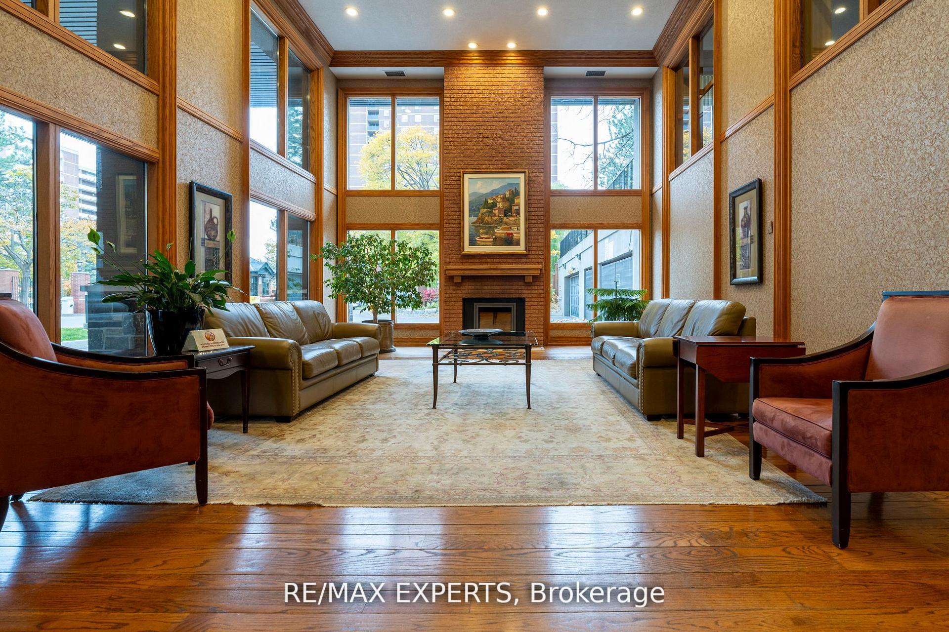 Photo 3 of Unit 1103, 40 Richview Road, Etobicoke, Humber Heights — HOMEH