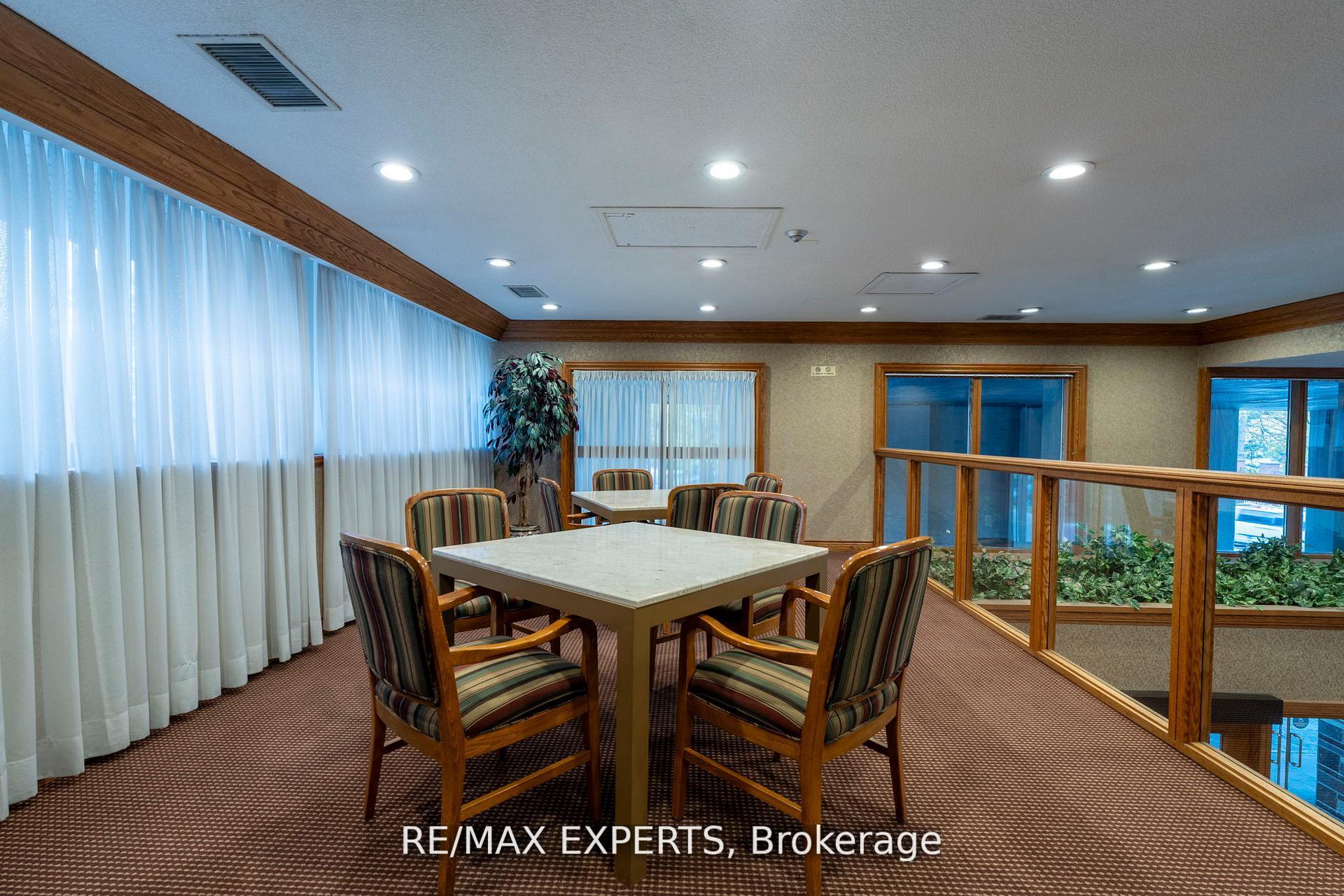 Photo 6 of Unit 1103, 40 Richview Road, Etobicoke, Humber Heights — HOMEH