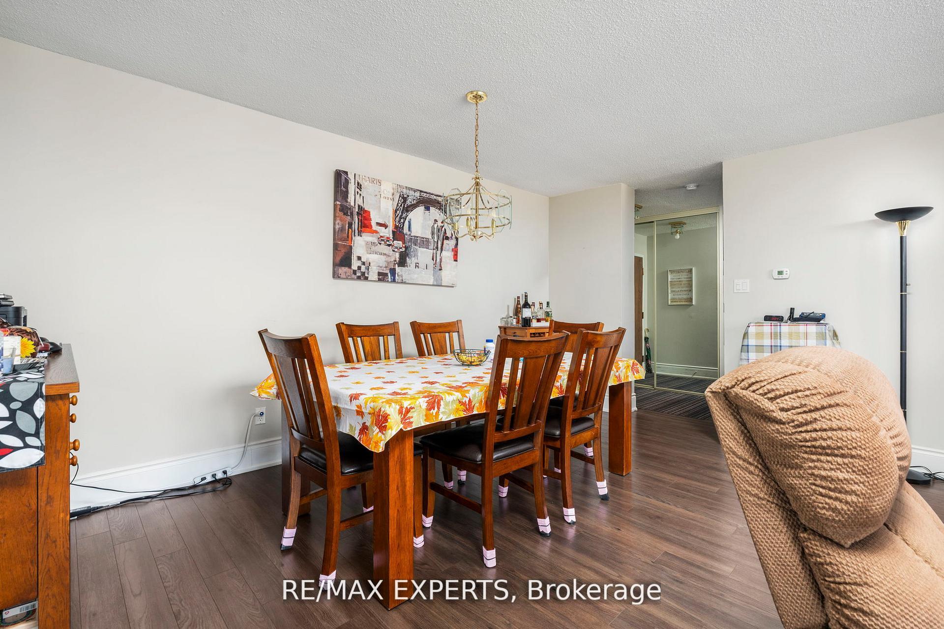 Photo 11 of Unit 1103, 40 Richview Road, Etobicoke, Humber Heights — HOMEH