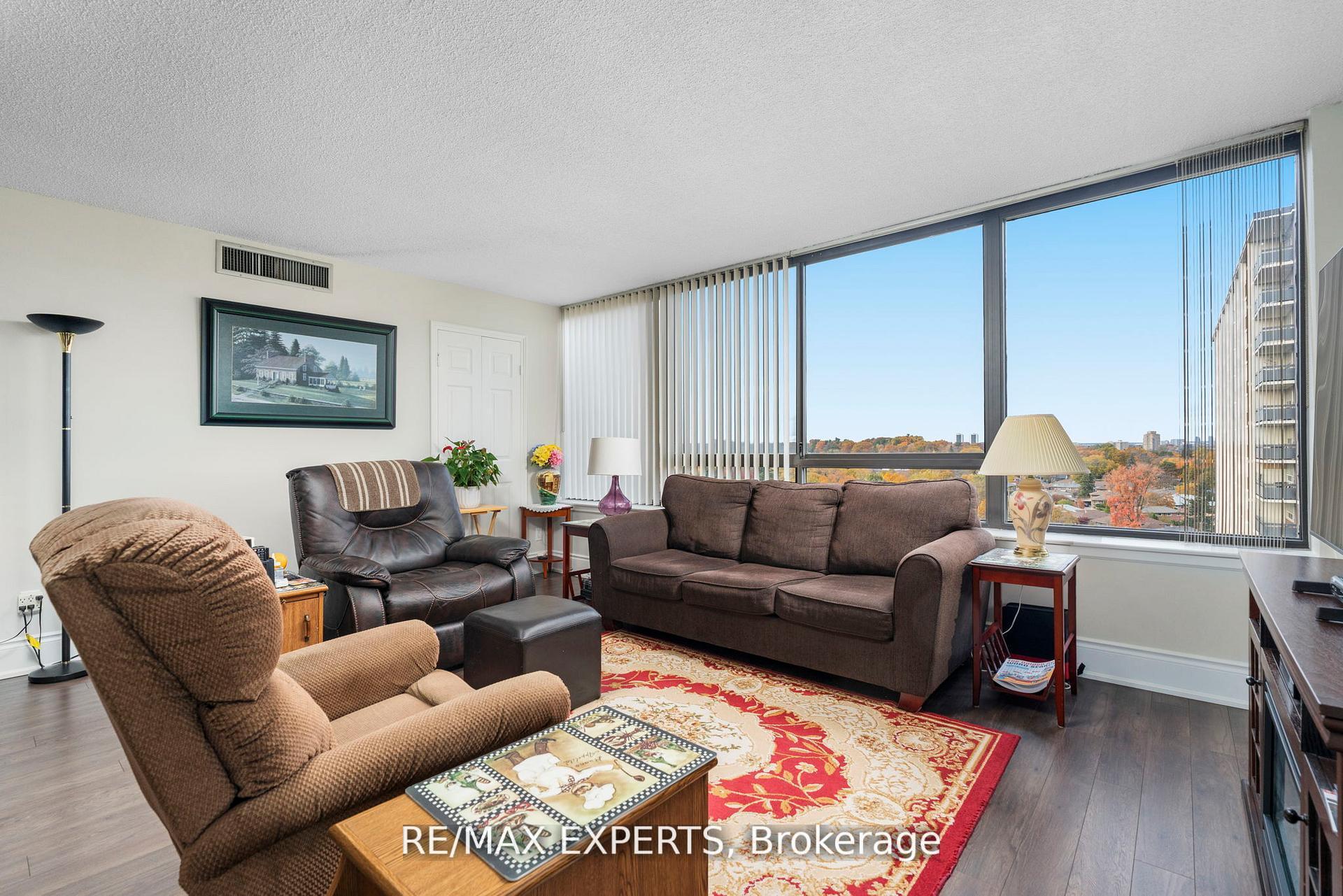 Photo 13 of Unit 1103, 40 Richview Road, Etobicoke, Humber Heights — HOMEH