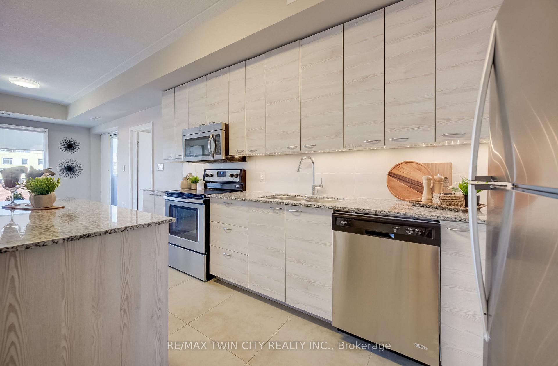 Photo 8 of Unit 708, 280 Lester Street, Waterloo, Beechwood/University — HOMEH