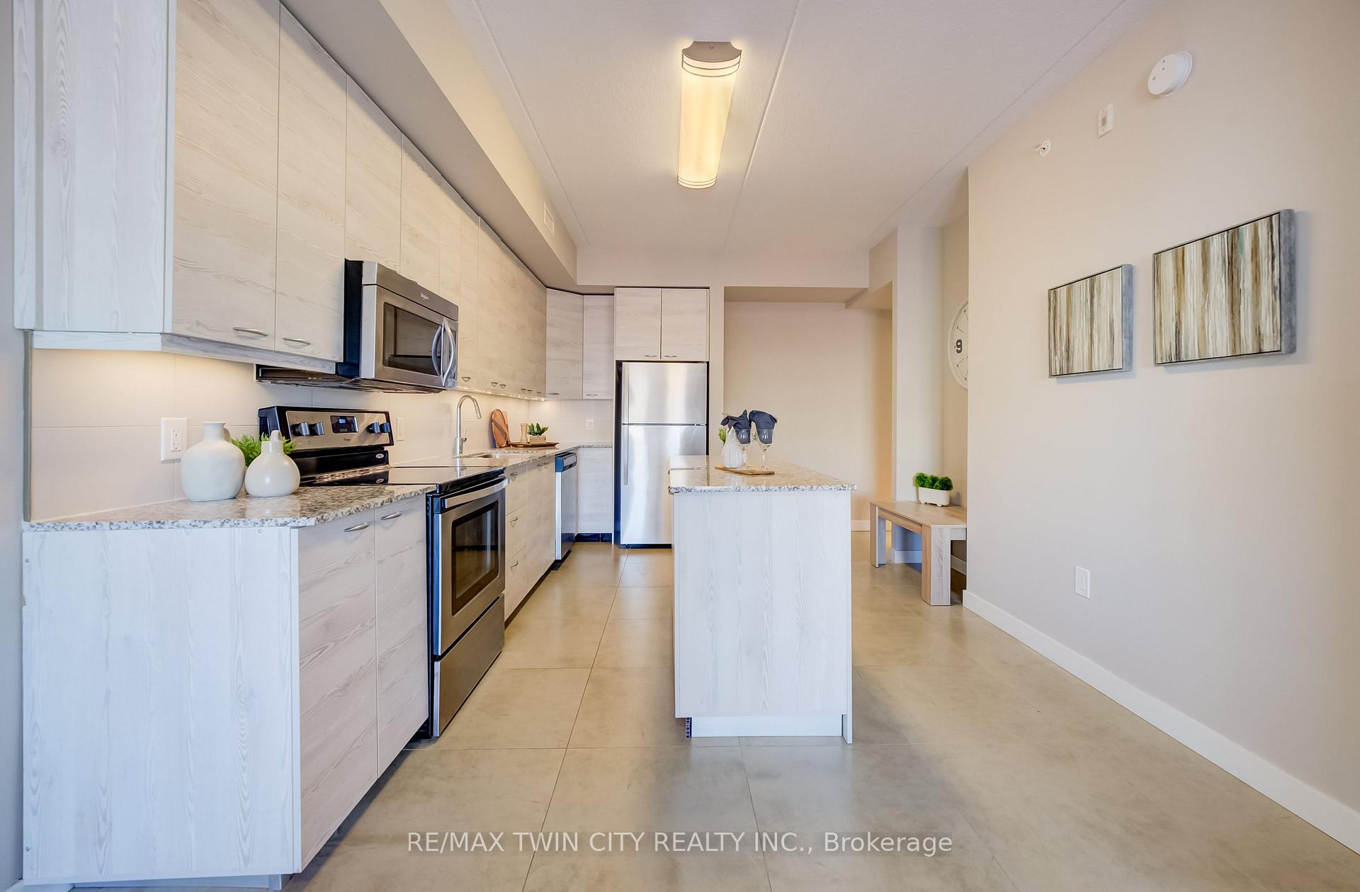 Photo 9 of Unit 708, 280 Lester Street, Waterloo, Beechwood/University — HOMEH
